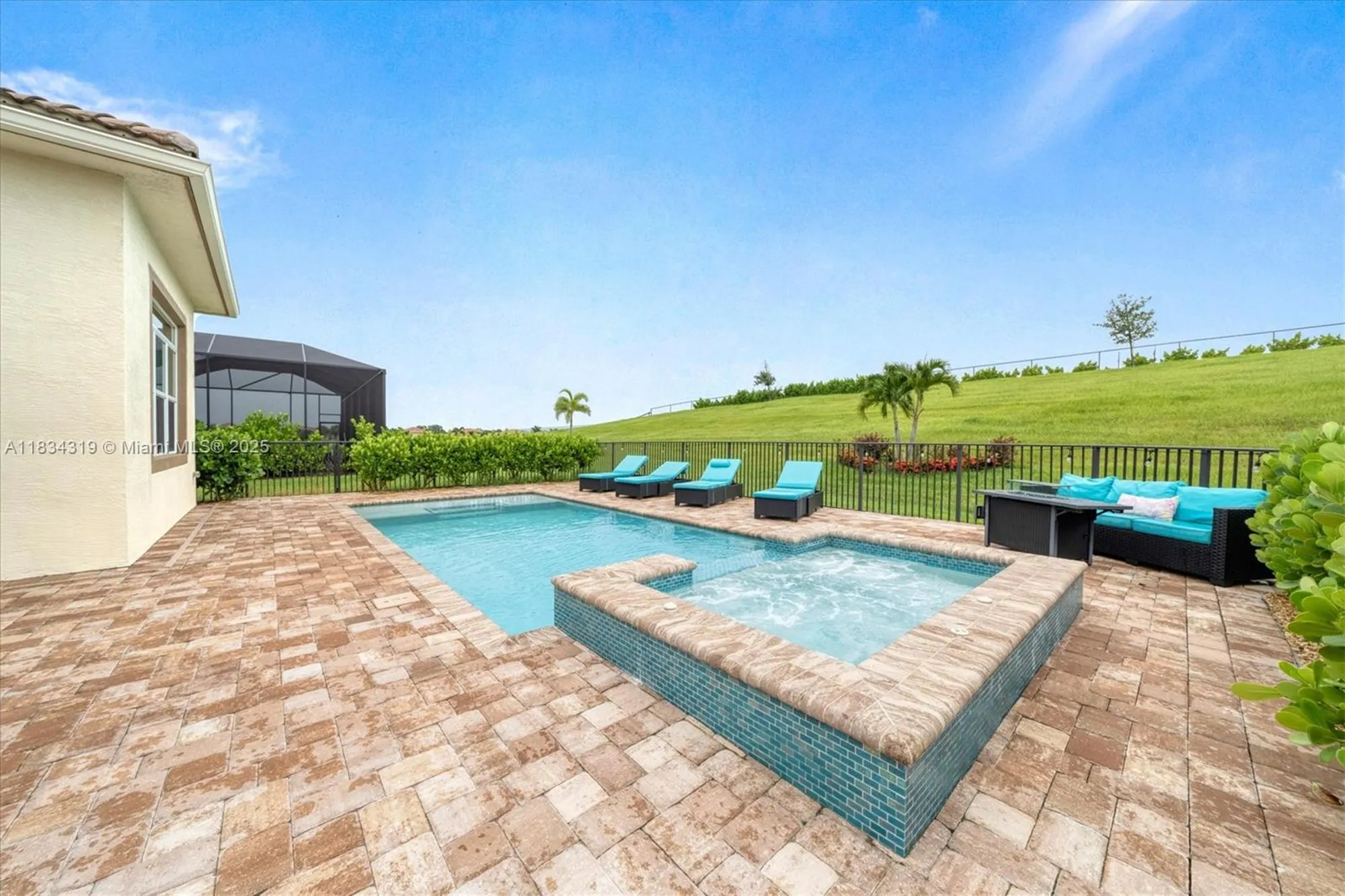 Property Slideshow image 41 of 52 | 9247 sw miracoli way, Port St Lucie, FL, 34987