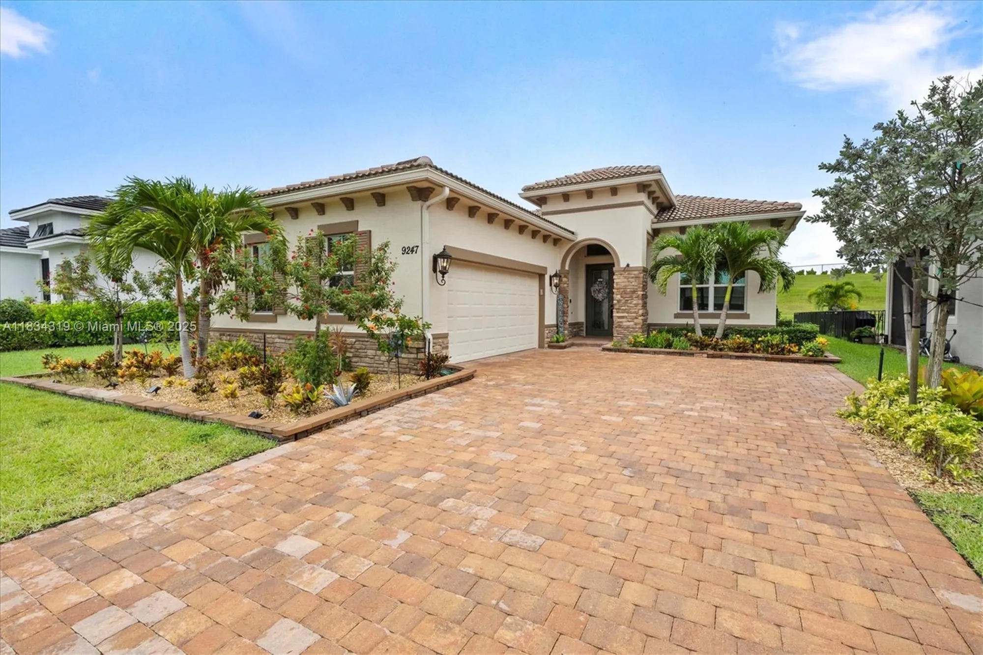 Property Slideshow image 6 of 52 | 9247 sw miracoli way, Port St Lucie, FL, 34987