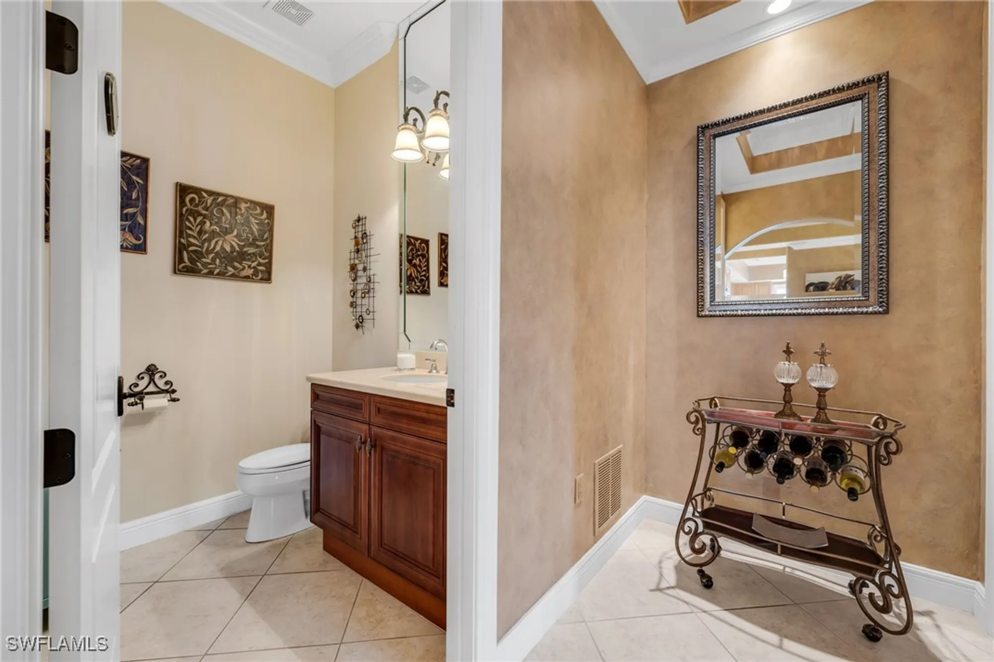 Property Slideshow image 14 of 24 | 579 avellino isles cir # 202, Naples, FL, 34119