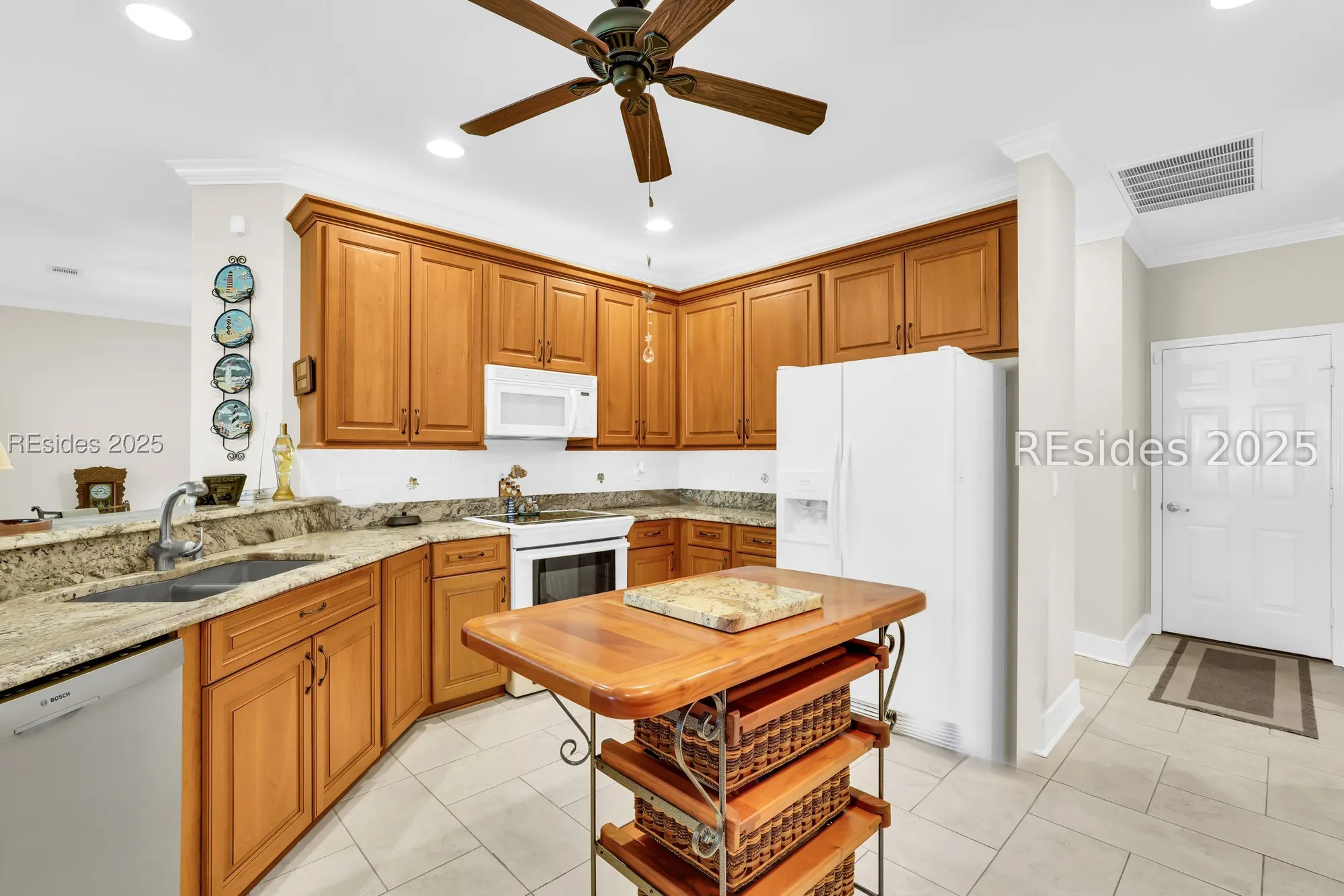 Property Slideshow image 3 of 45 | 21 trescot ln, Bluffton, SC, 29909