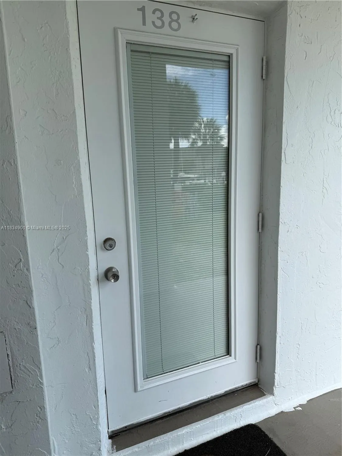 Property Slideshow image 2 of 28 | 2731 ne 14th street cswy 138, Pompano Beach, FL, 33062