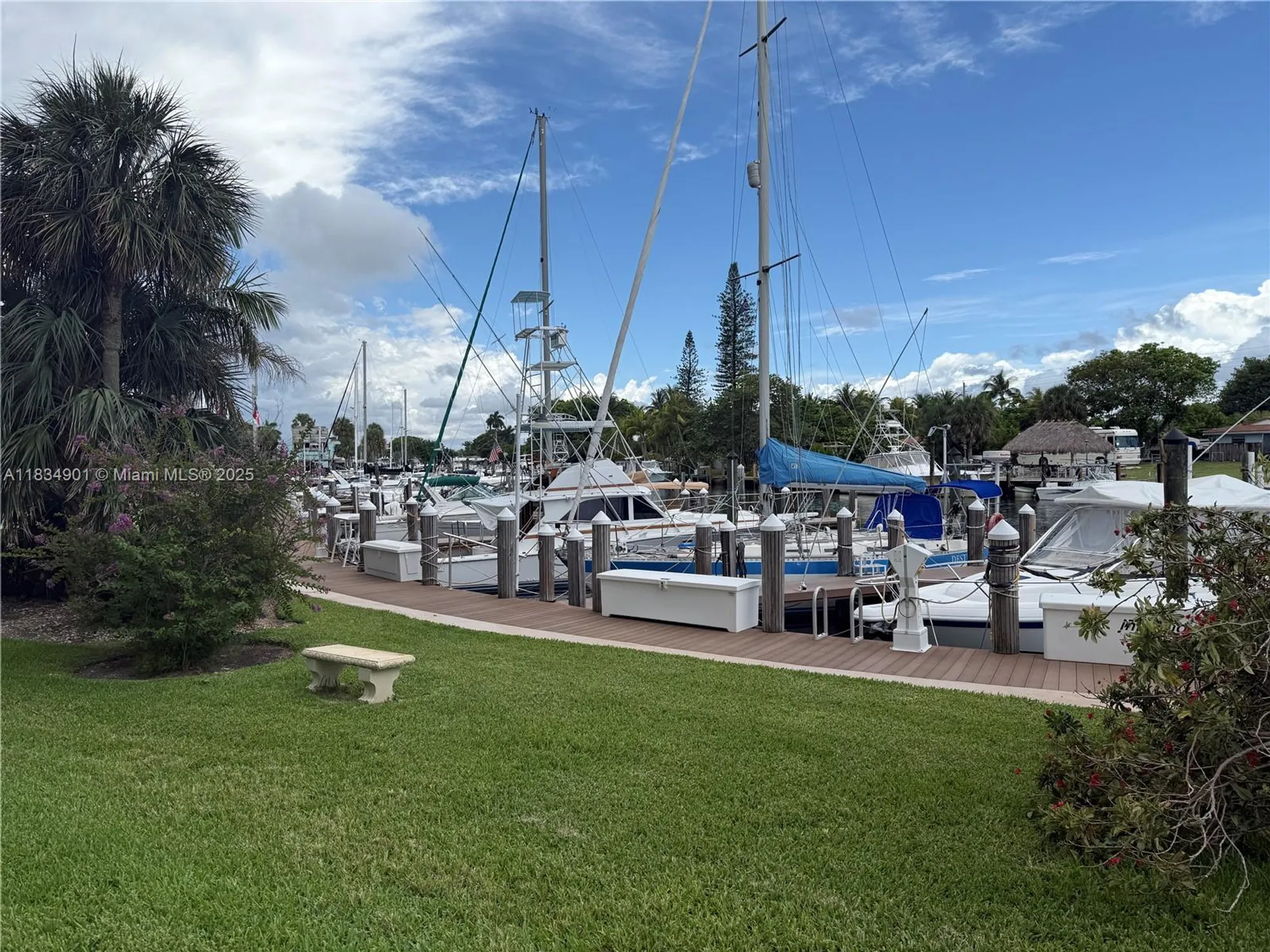 Property Slideshow image 3 of 28 | 2731 ne 14th street cswy 138, Pompano Beach, FL, 33062