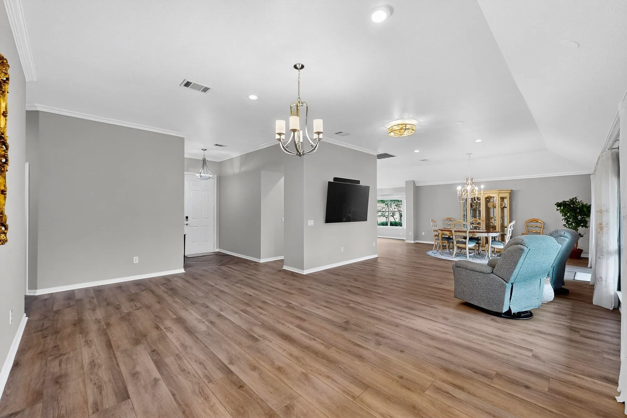 Property Slideshow image 15 of 40 | 10013 countryside dr, Denton, TX, 76207