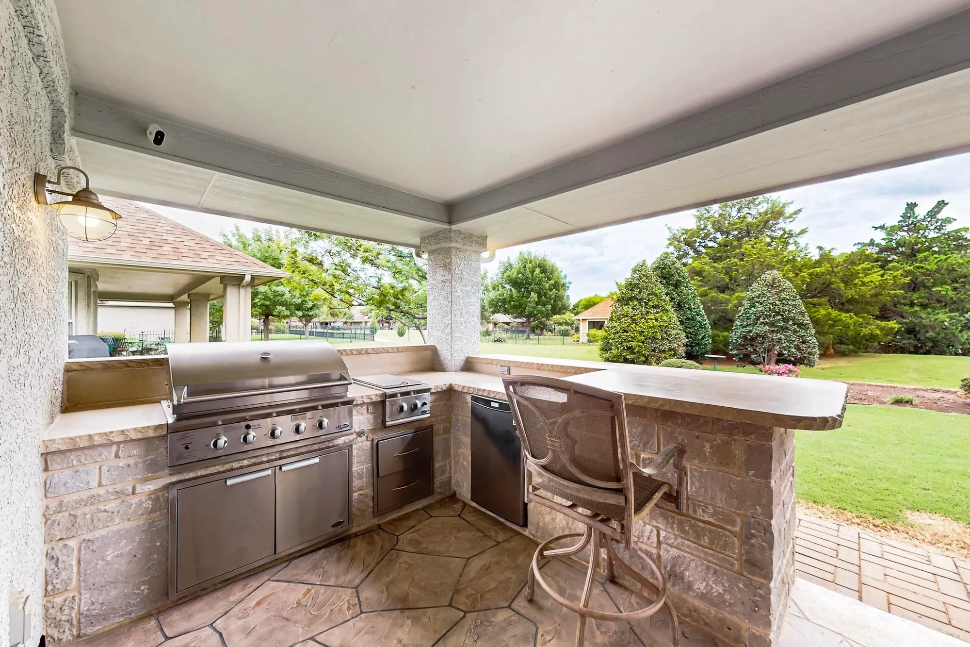 Property Slideshow image 31 of 40 | 10013 countryside dr, Denton, TX, 76207