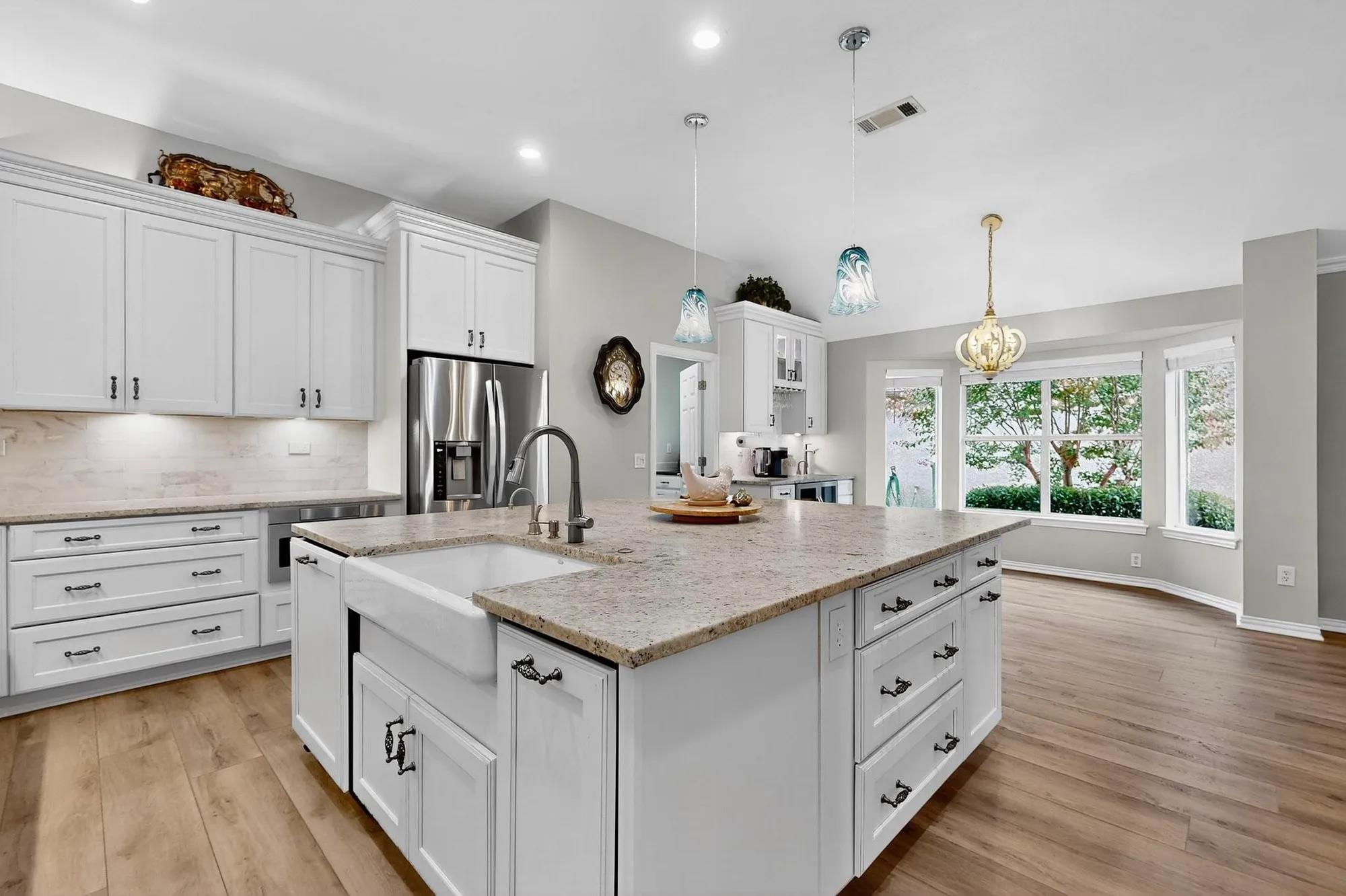 Property Slideshow image 5 of 40 | 10013 countryside dr, Denton, TX, 76207