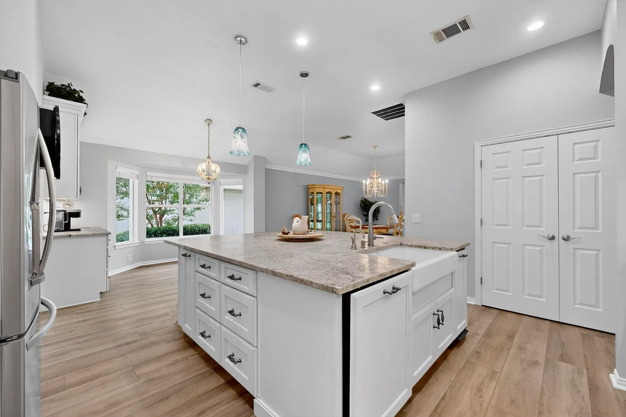 Property Slideshow image 6 of 40 | 10013 countryside dr, Denton, TX, 76207