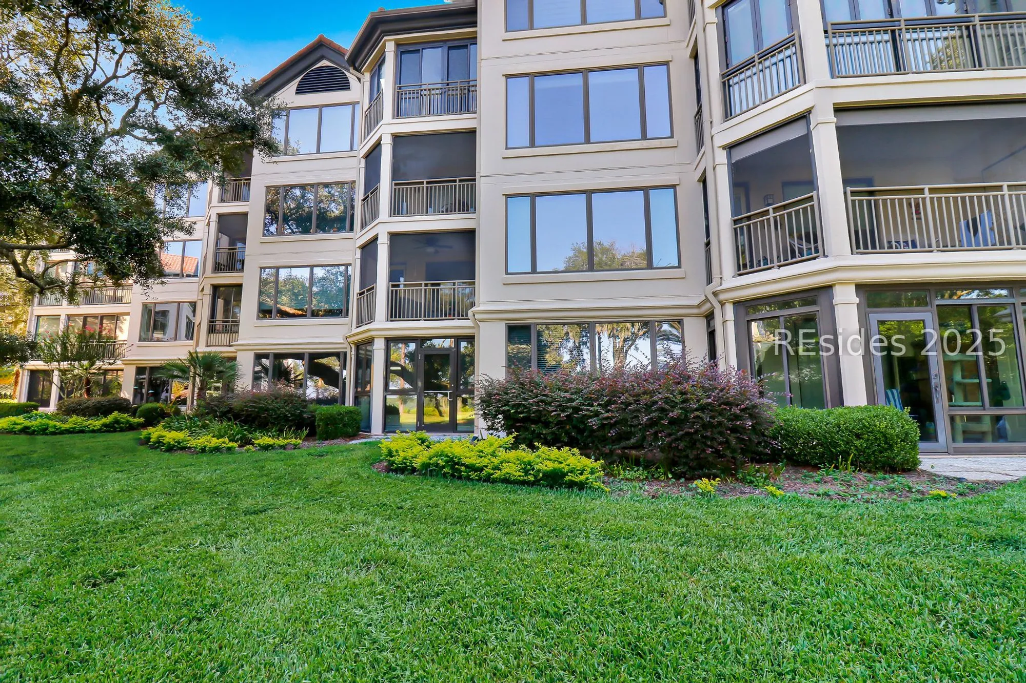 Property Slideshow image 25 of 44 | 6 village north dr 133, Hilton Head Island, SC, 29926