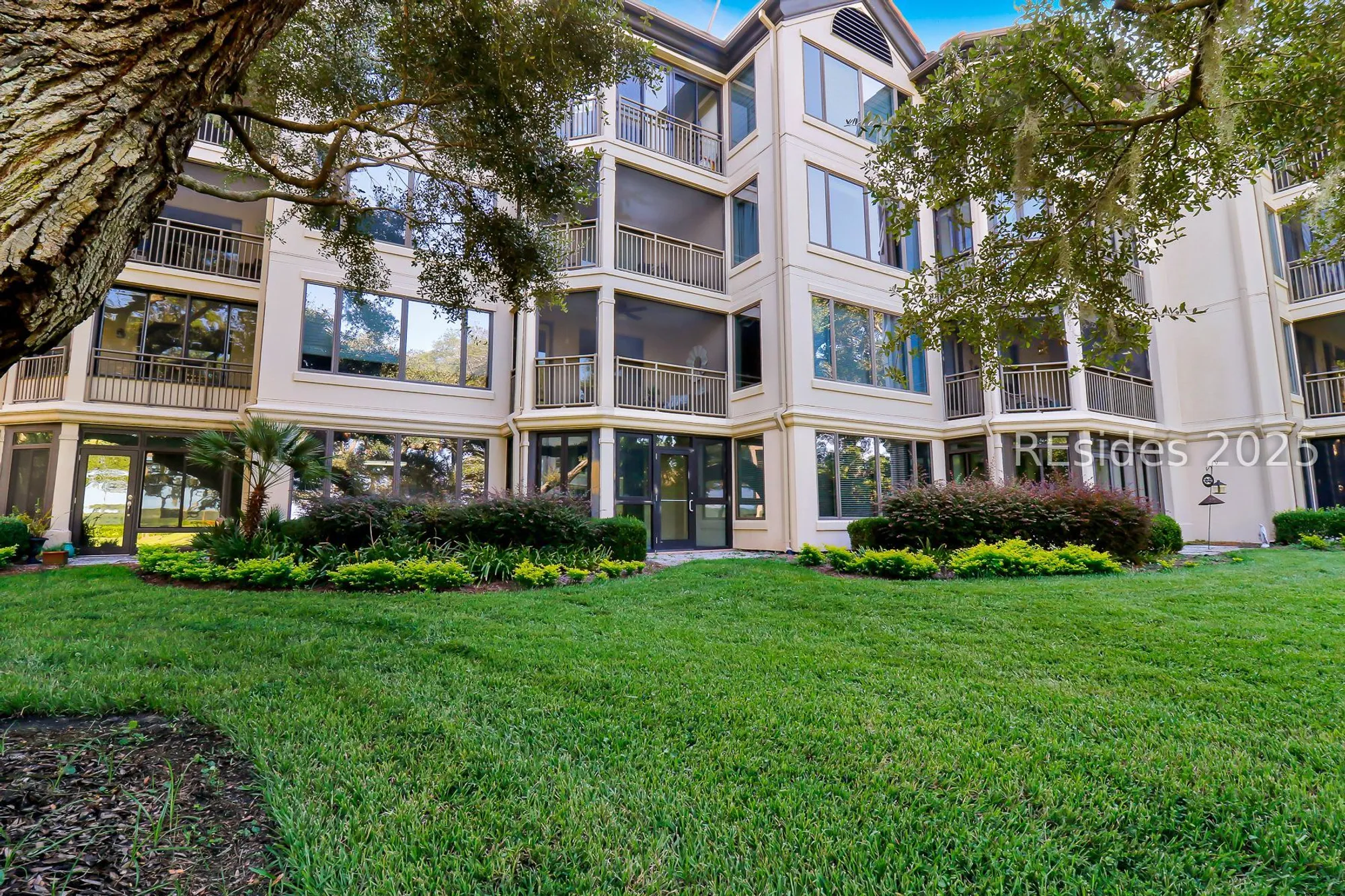 Property Slideshow image 26 of 44 | 6 village north dr 133, Hilton Head Island, SC, 29926