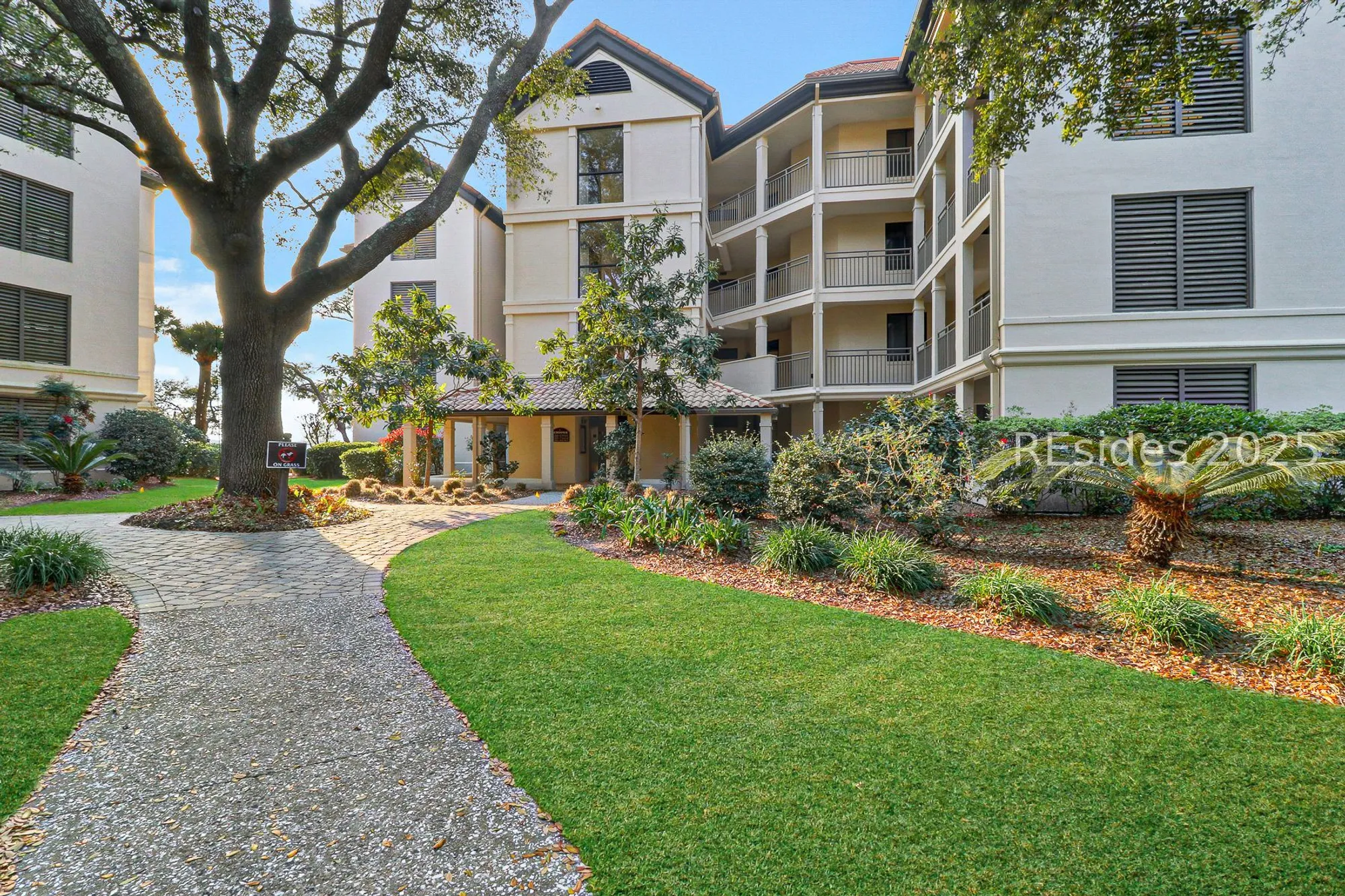 Property Slideshow image 42 of 44 | 6 village north dr 133, Hilton Head Island, SC, 29926