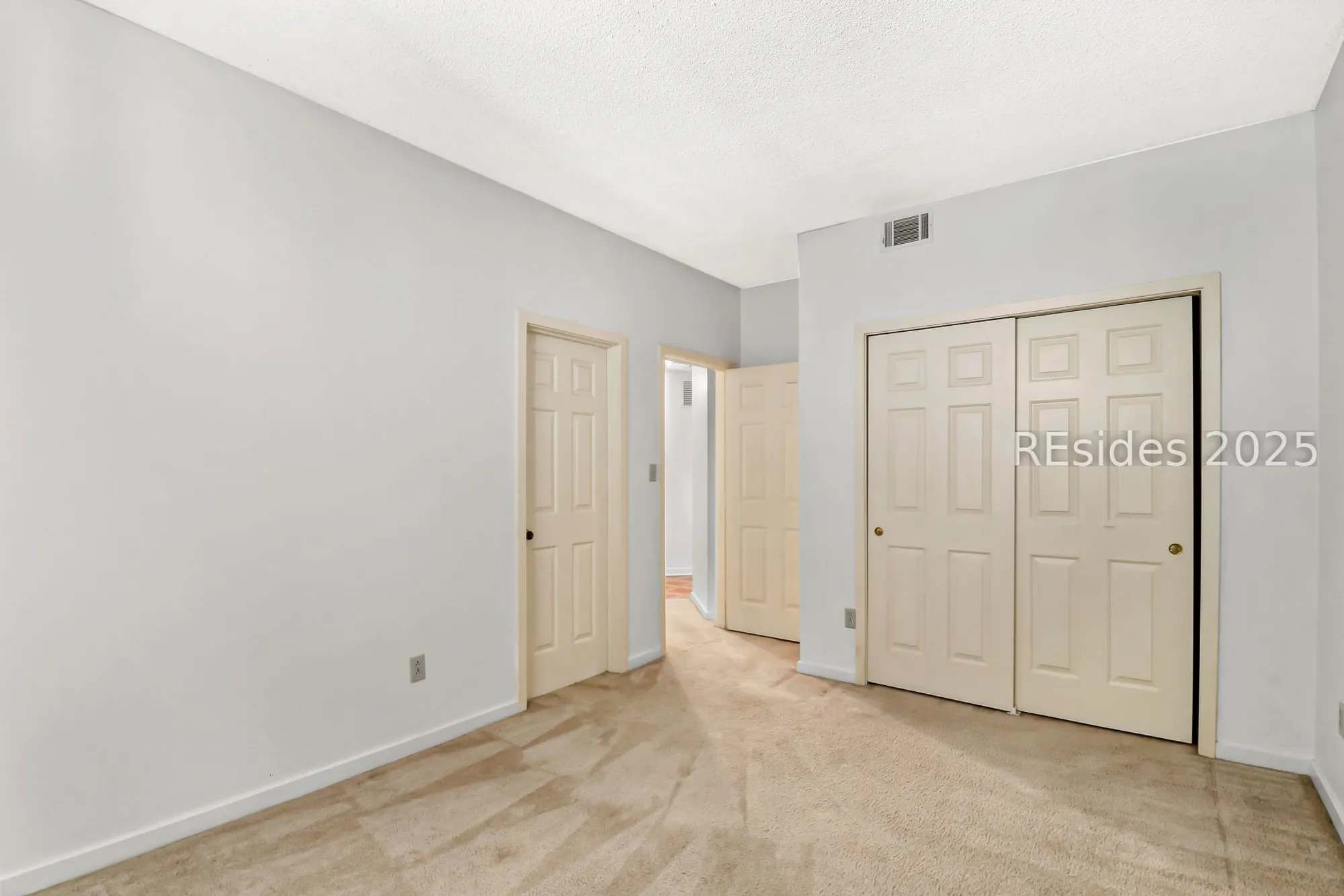 Property Slideshow image 7 of 44 | 6 village north dr 133, Hilton Head Island, SC, 29926