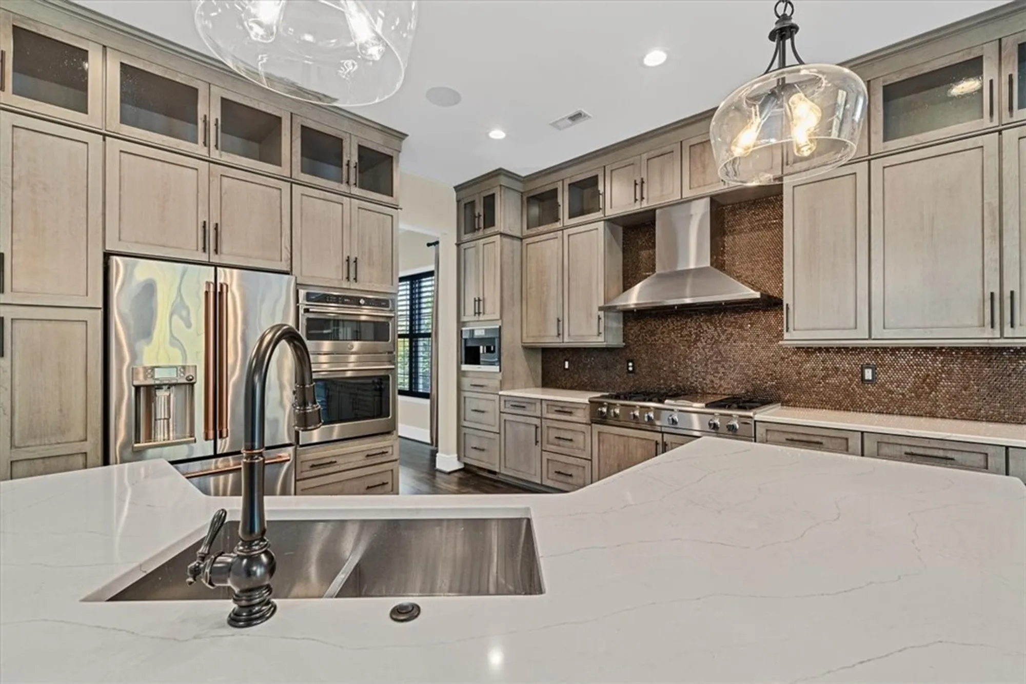 Property Slideshow image 14 of 49 | 271 jefferson ln, Cranberry Twp, PA, 16066