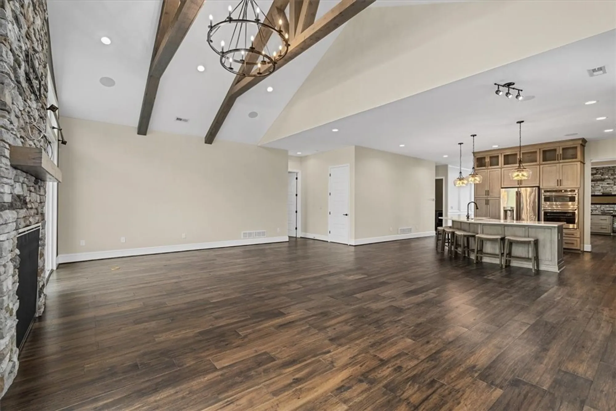 Property Slideshow image 17 of 49 | 271 jefferson ln, Cranberry Twp, PA, 16066