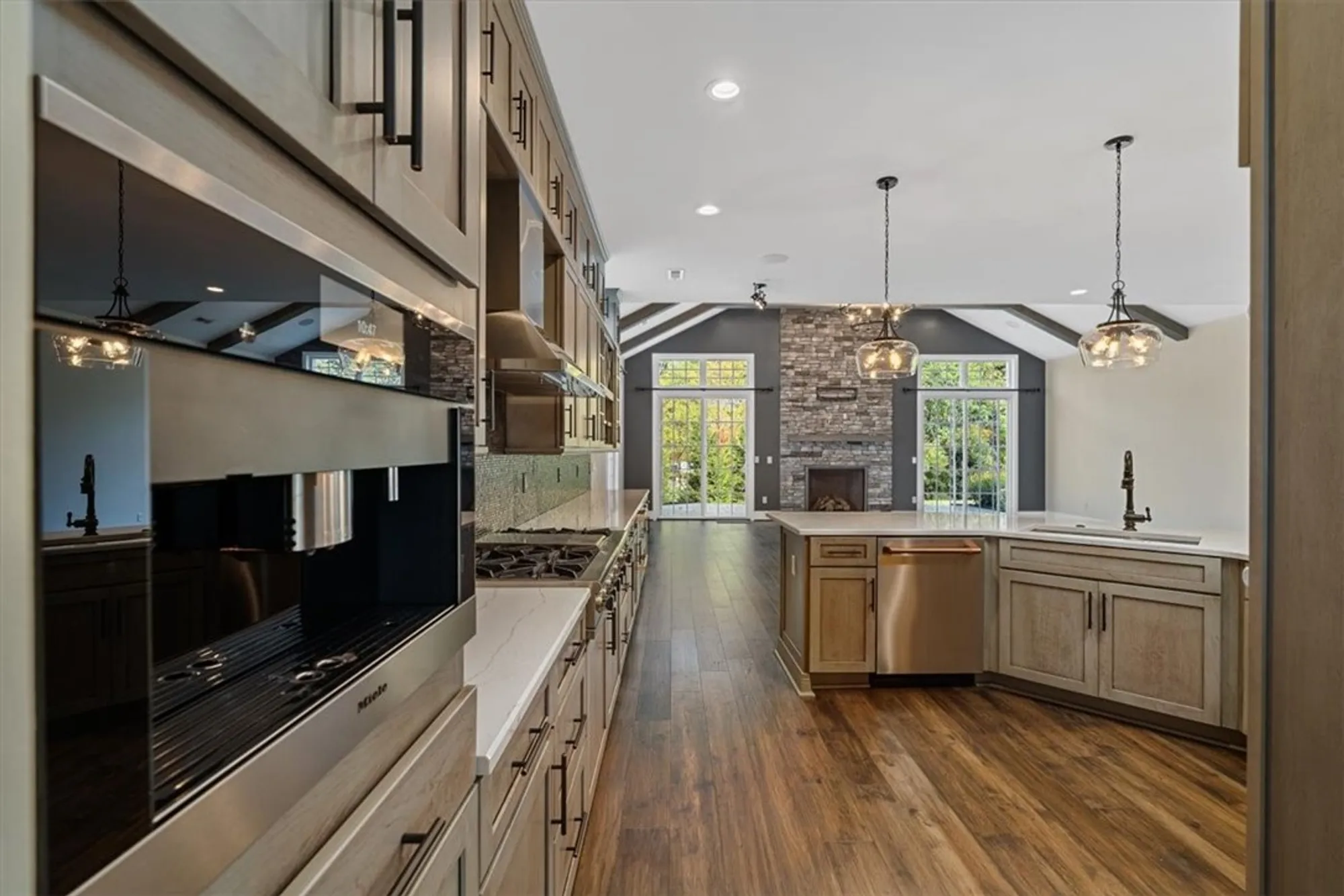 Property Slideshow image 12 of 49 | 271 jefferson ln, Cranberry Twp, PA, 16066