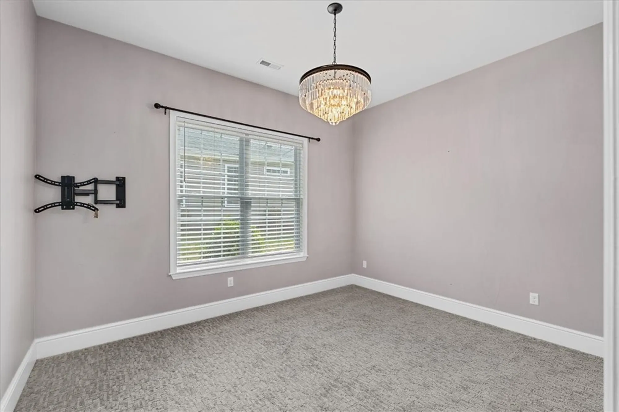 Property Slideshow image 26 of 49 | 271 jefferson ln, Cranberry Twp, PA, 16066