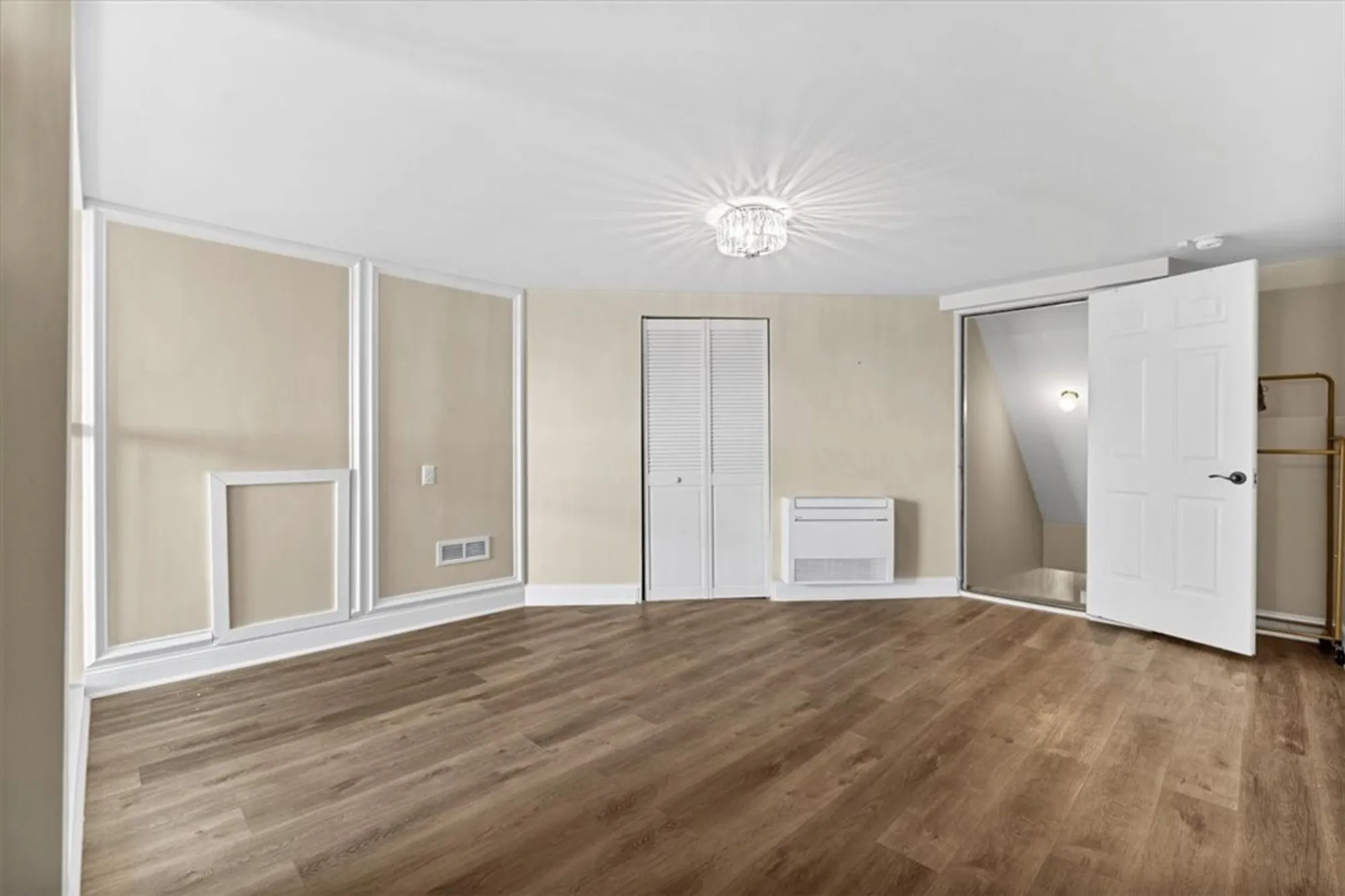 Property Slideshow image 22 of 49 | 271 jefferson ln, Cranberry Twp, PA, 16066