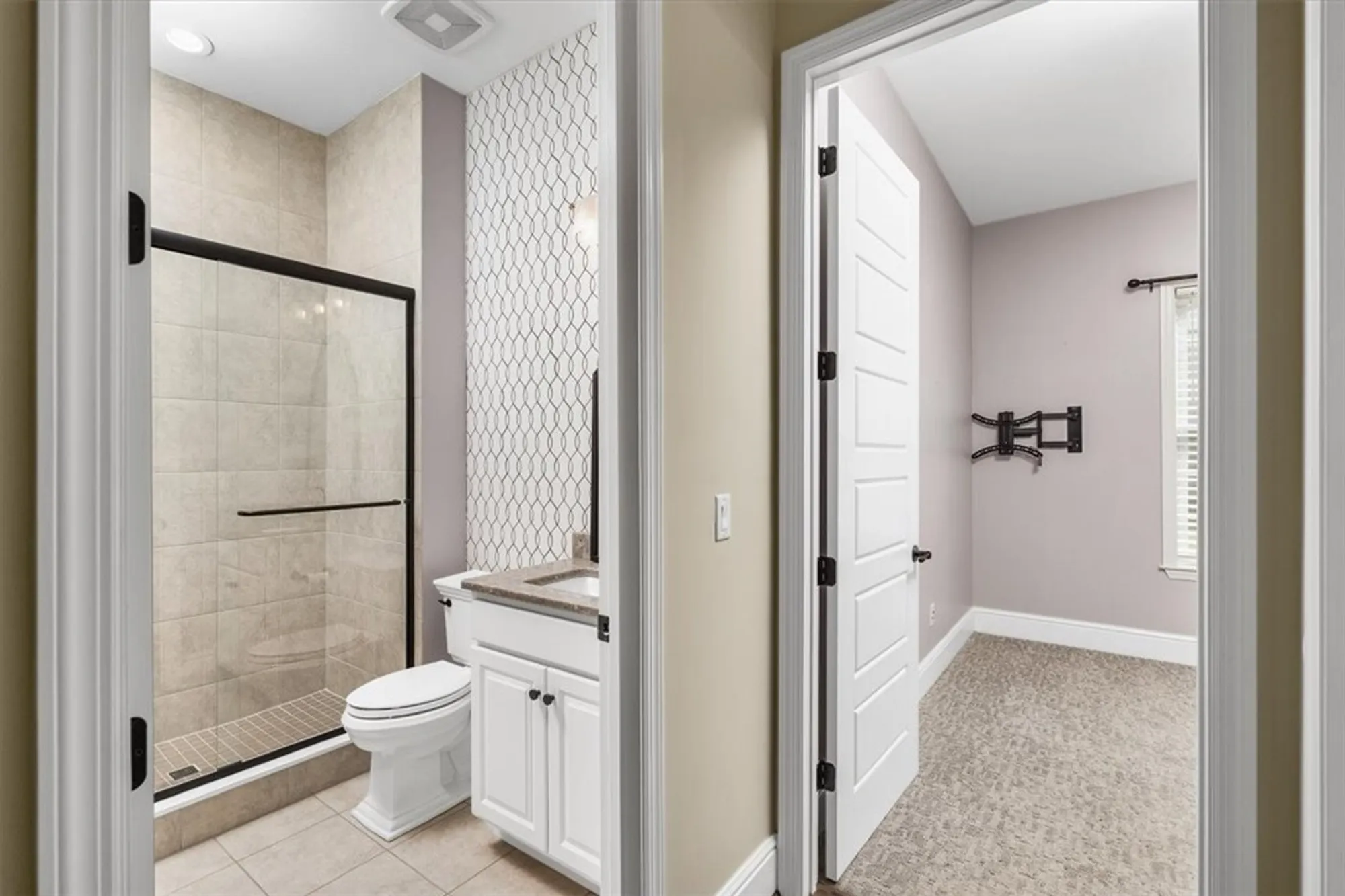 Property Slideshow image 23 of 49 | 271 jefferson ln, Cranberry Twp, PA, 16066