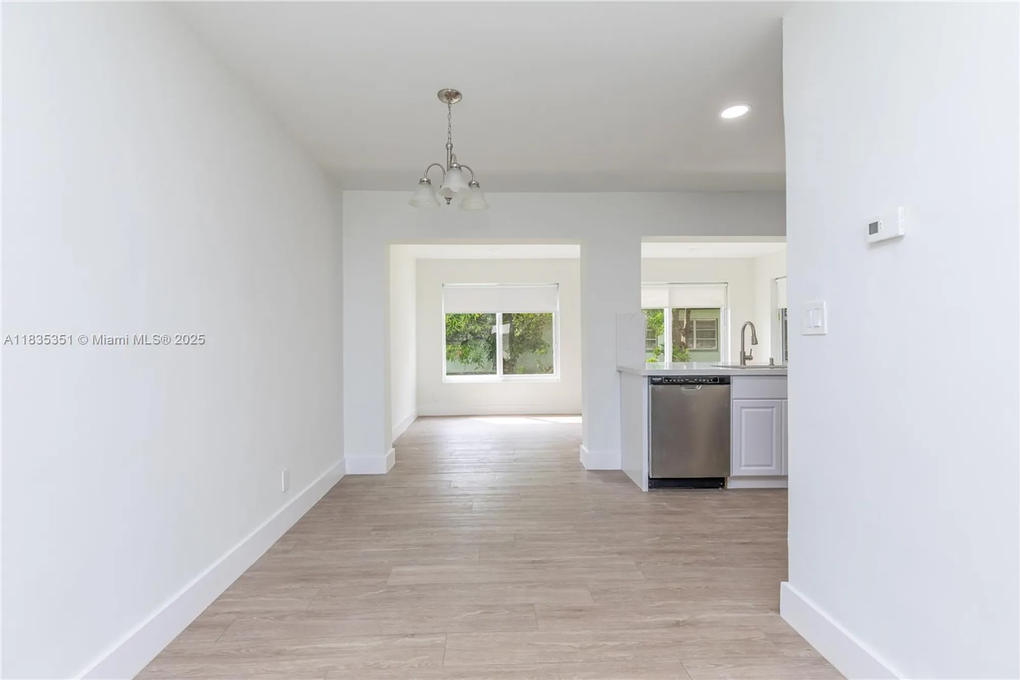 Property Slideshow image 15 of 37 | 4516 mainland dr, Tamarac, FL, 33319