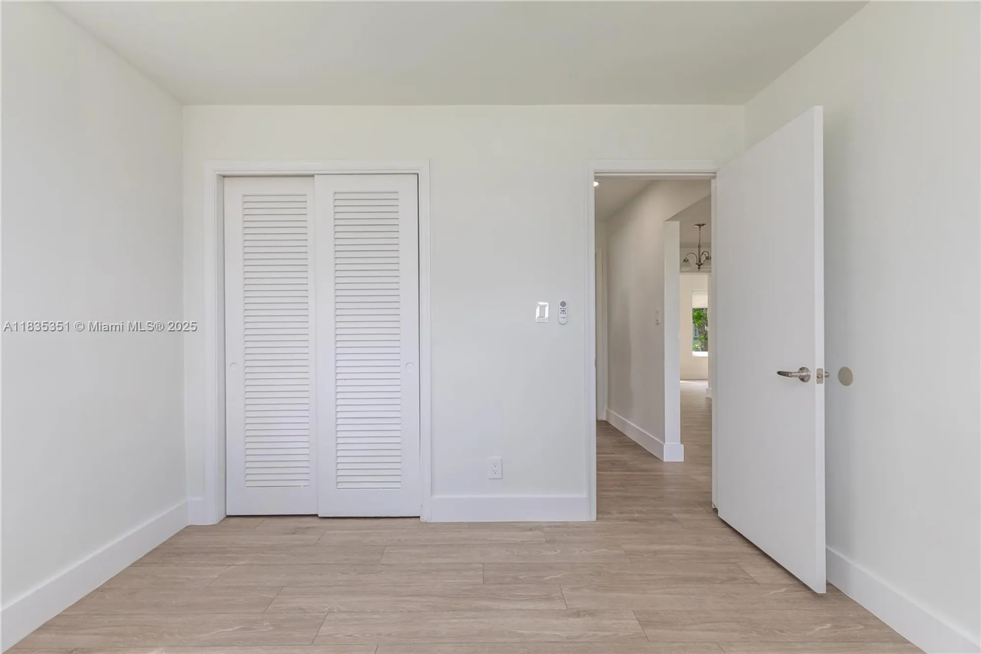 Property Slideshow image 30 of 37 | 4516 mainland dr, Tamarac, FL, 33319