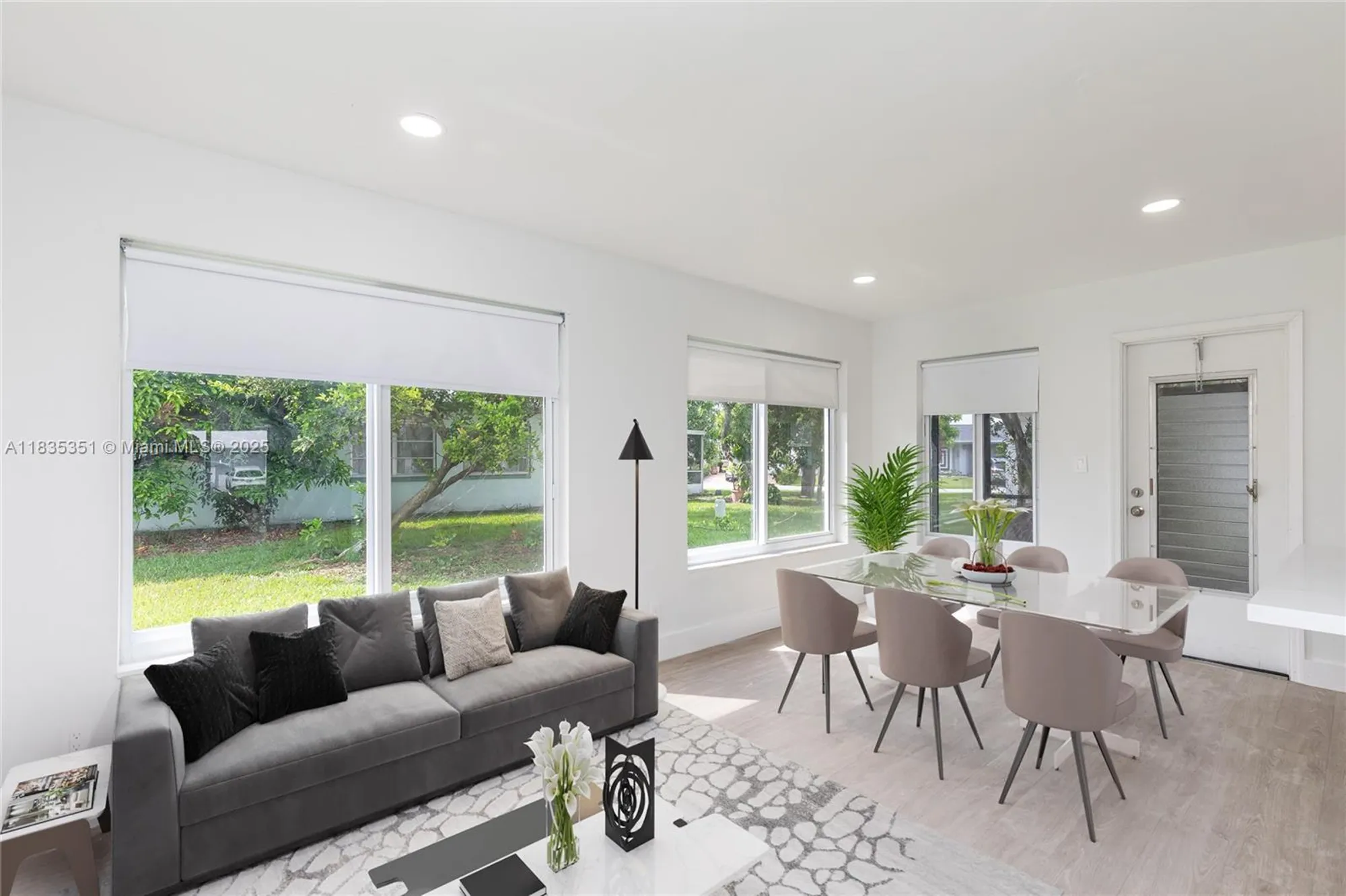 Property Slideshow image 9 of 37 | 4516 mainland dr, Tamarac, FL, 33319