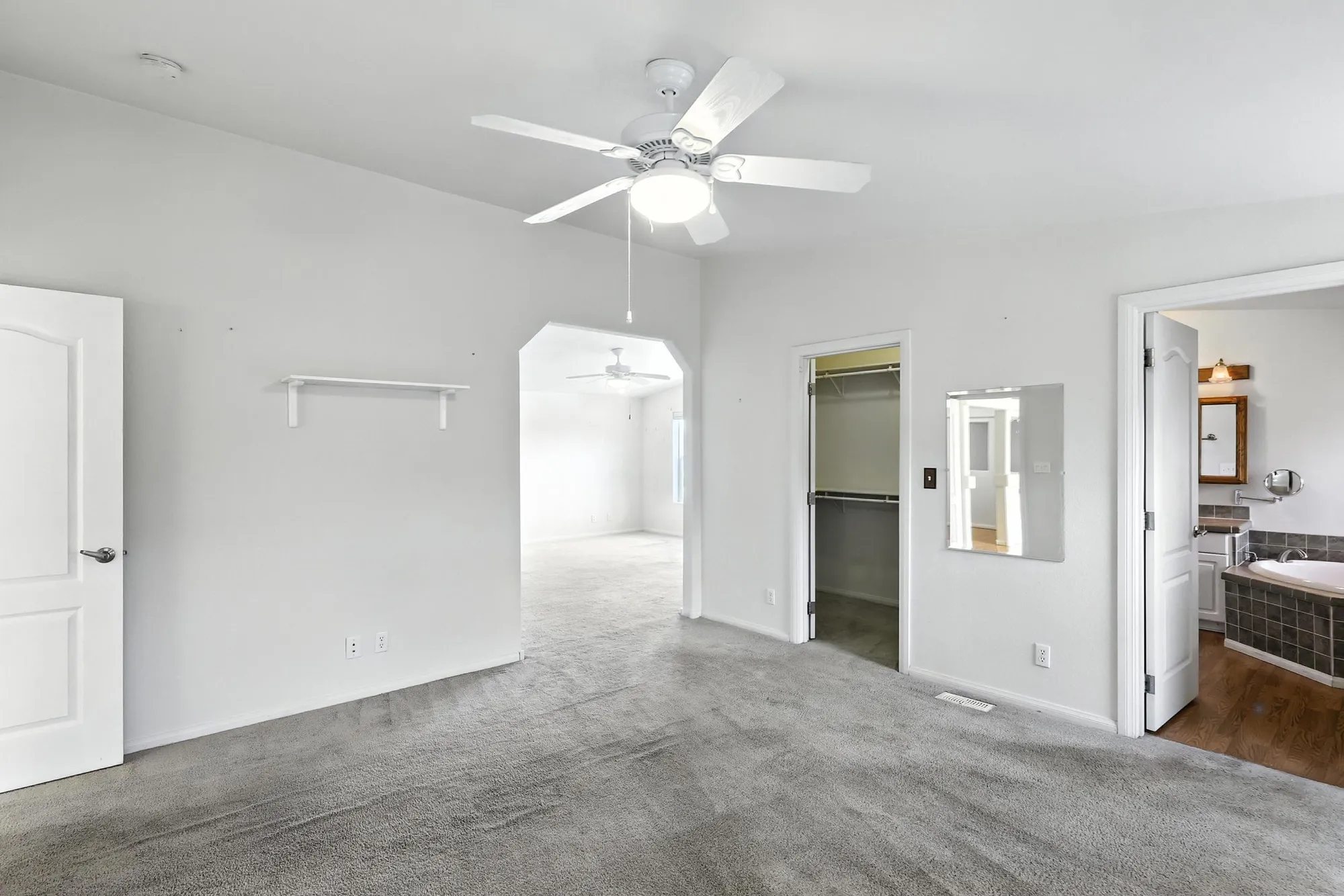 Property Slideshow image 14 of 32 | 202 sunrise bluffs dr, Belen, NM, 87002