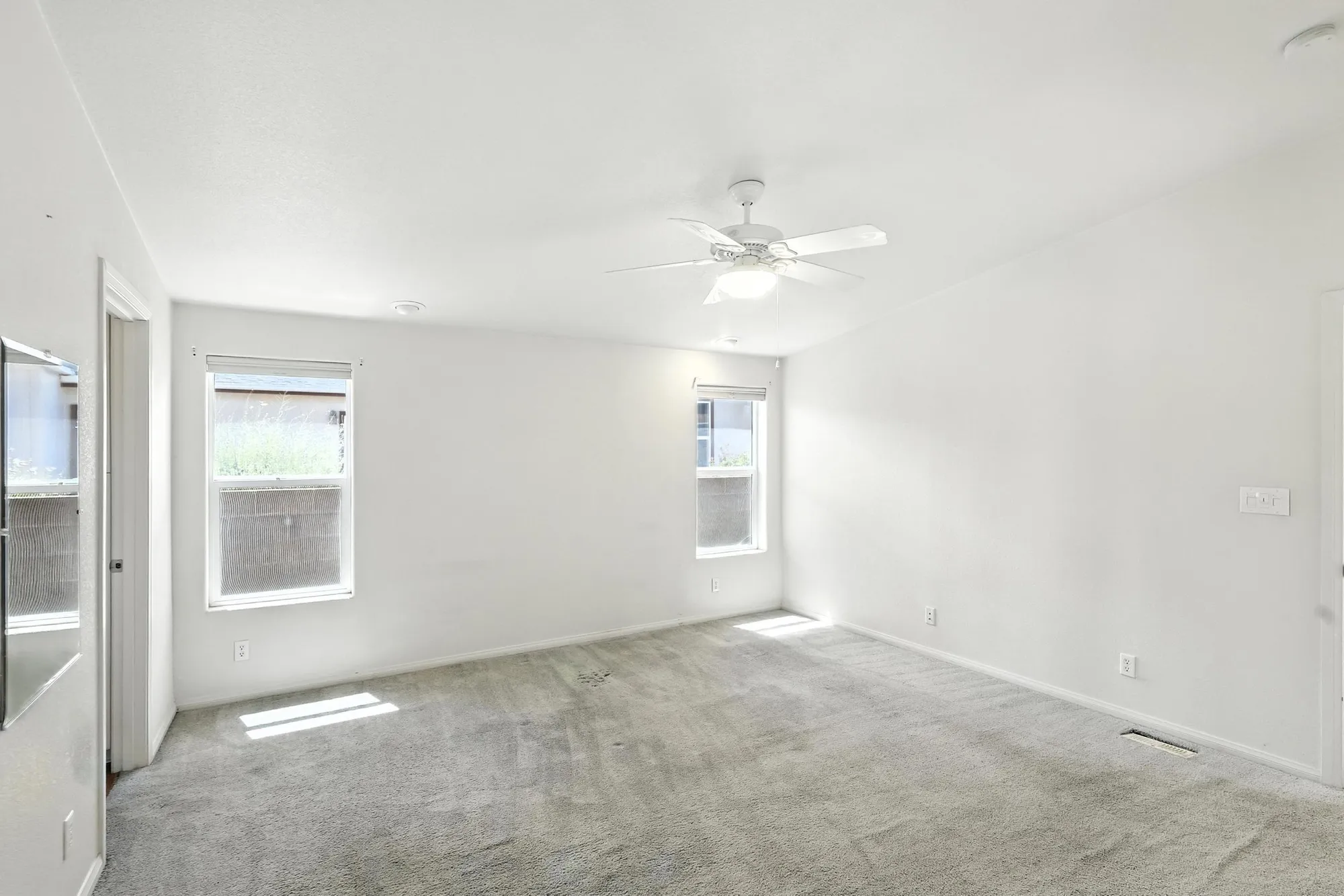 Property Slideshow image 15 of 32 | 202 sunrise bluffs dr, Belen, NM, 87002