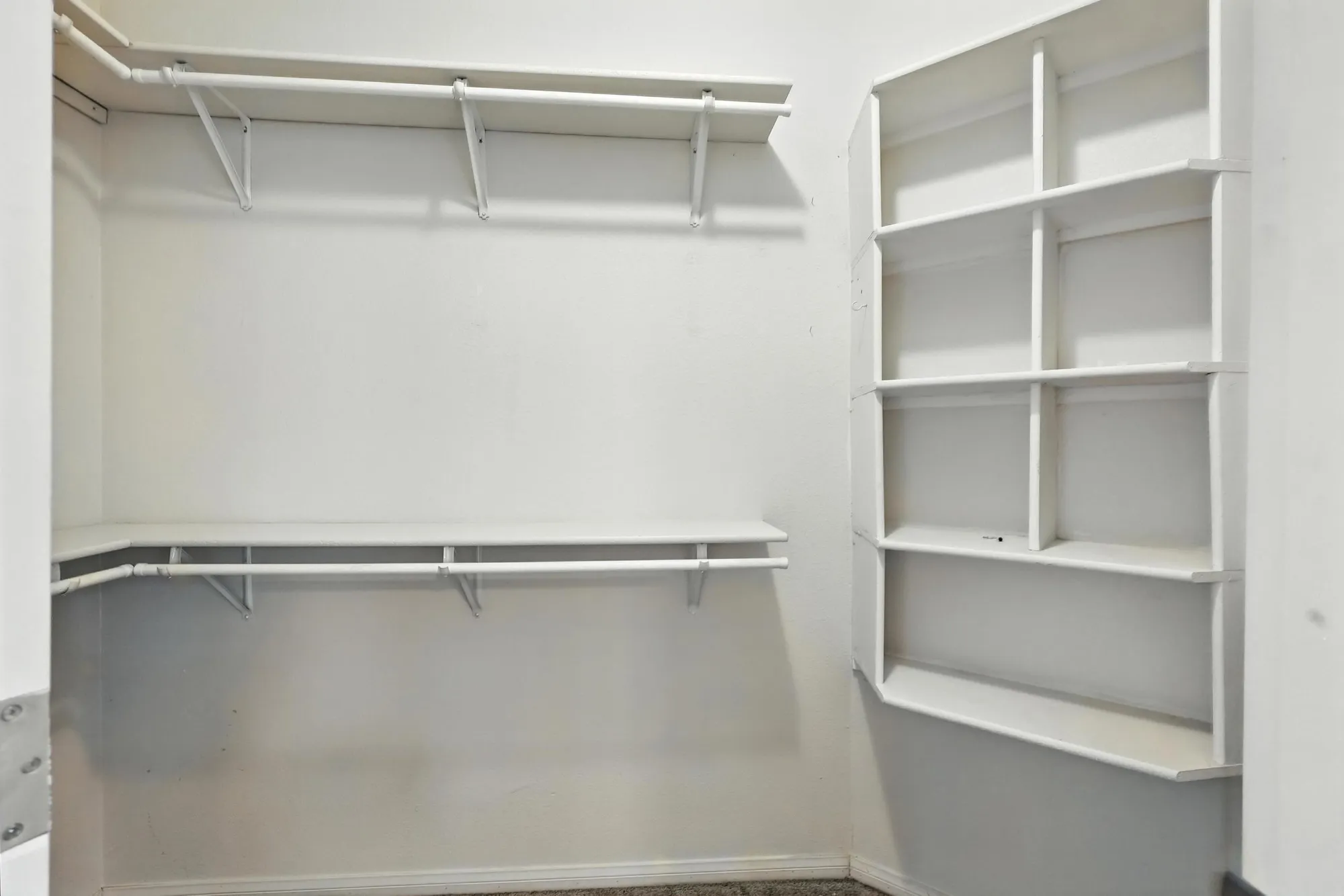 Property Slideshow image 16 of 32 | 202 sunrise bluffs dr, Belen, NM, 87002