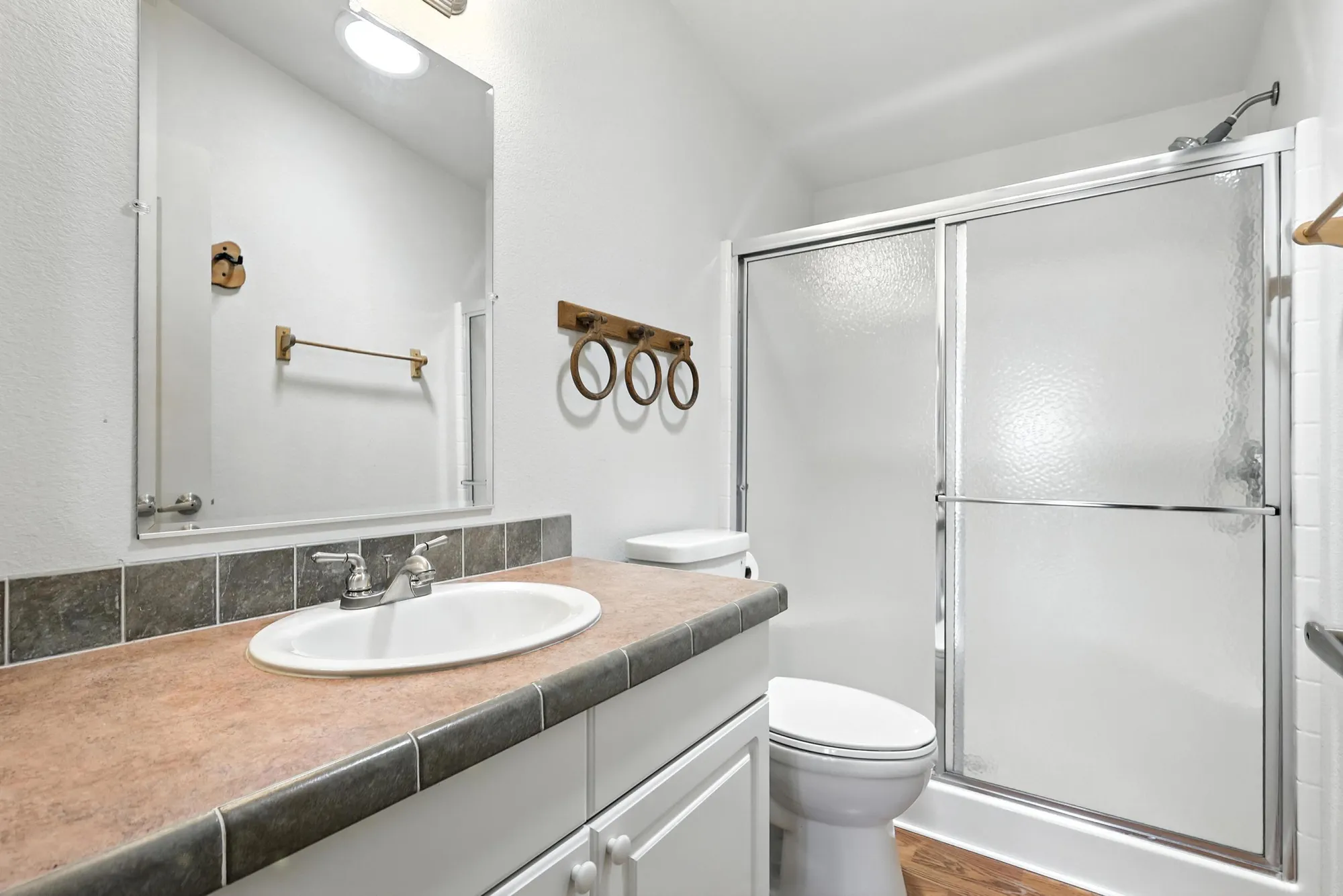 Property Slideshow image 23 of 32 | 202 sunrise bluffs dr, Belen, NM, 87002