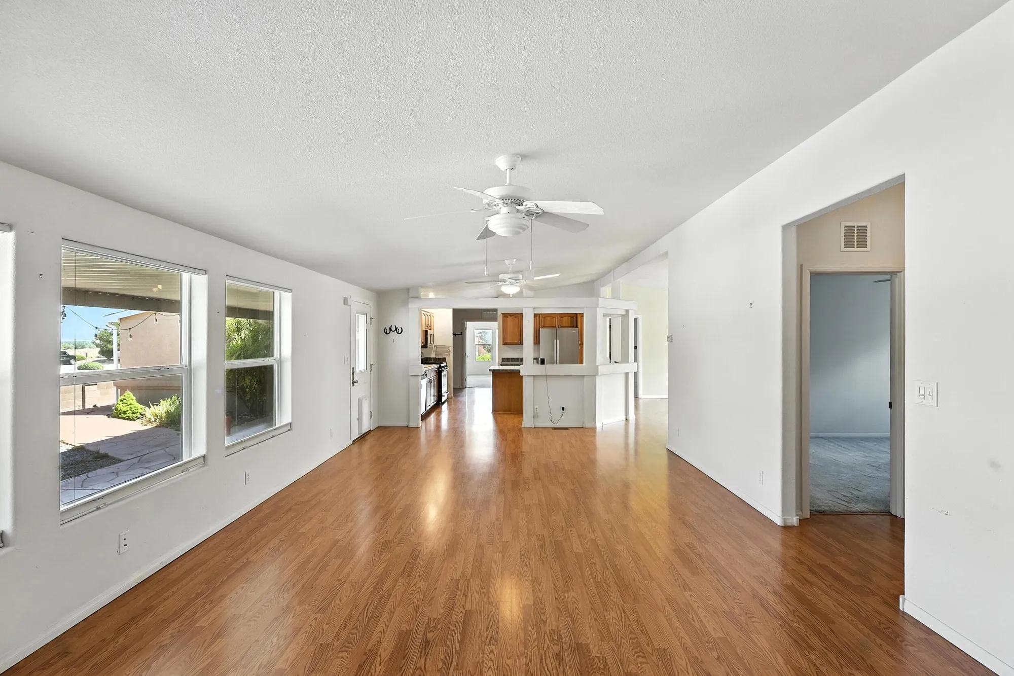 Property Slideshow image 4 of 32 | 202 sunrise bluffs dr, Belen, NM, 87002