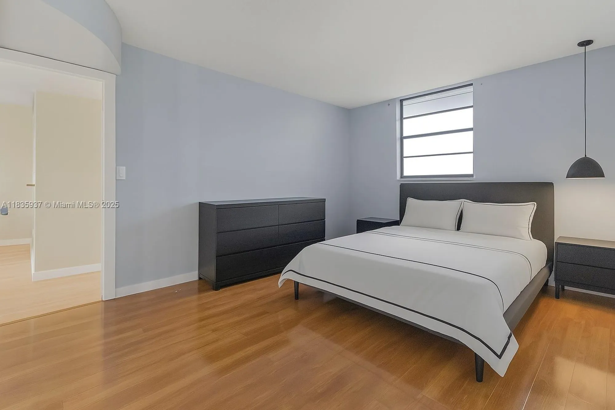 Property Slideshow image 11 of 26 | 1001 colony point cir 419, Pembroke Pines, FL, 33026