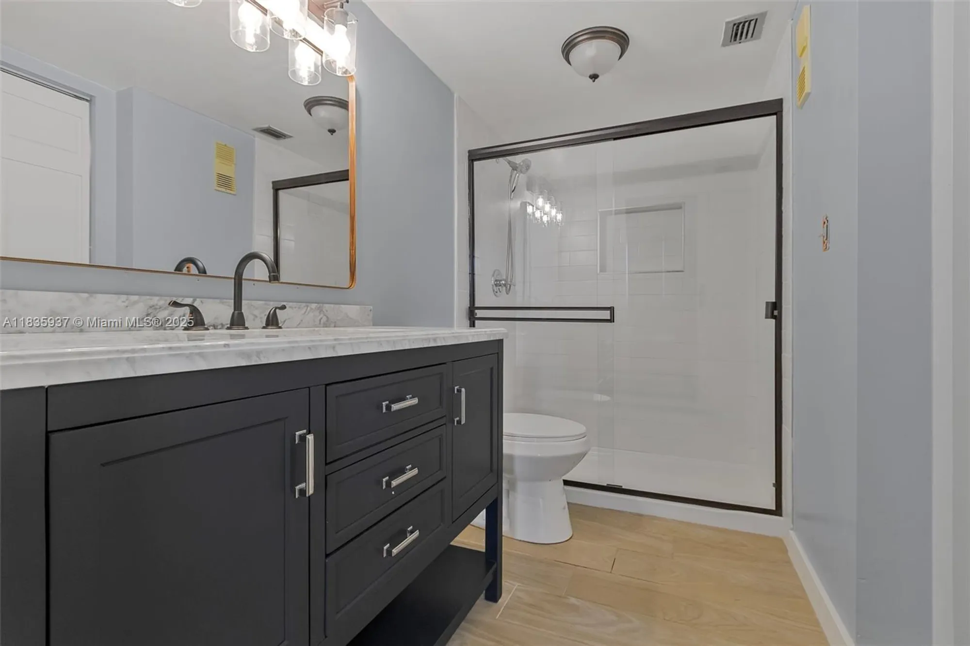 Property Slideshow image 12 of 26 | 1001 colony point cir 419, Pembroke Pines, FL, 33026