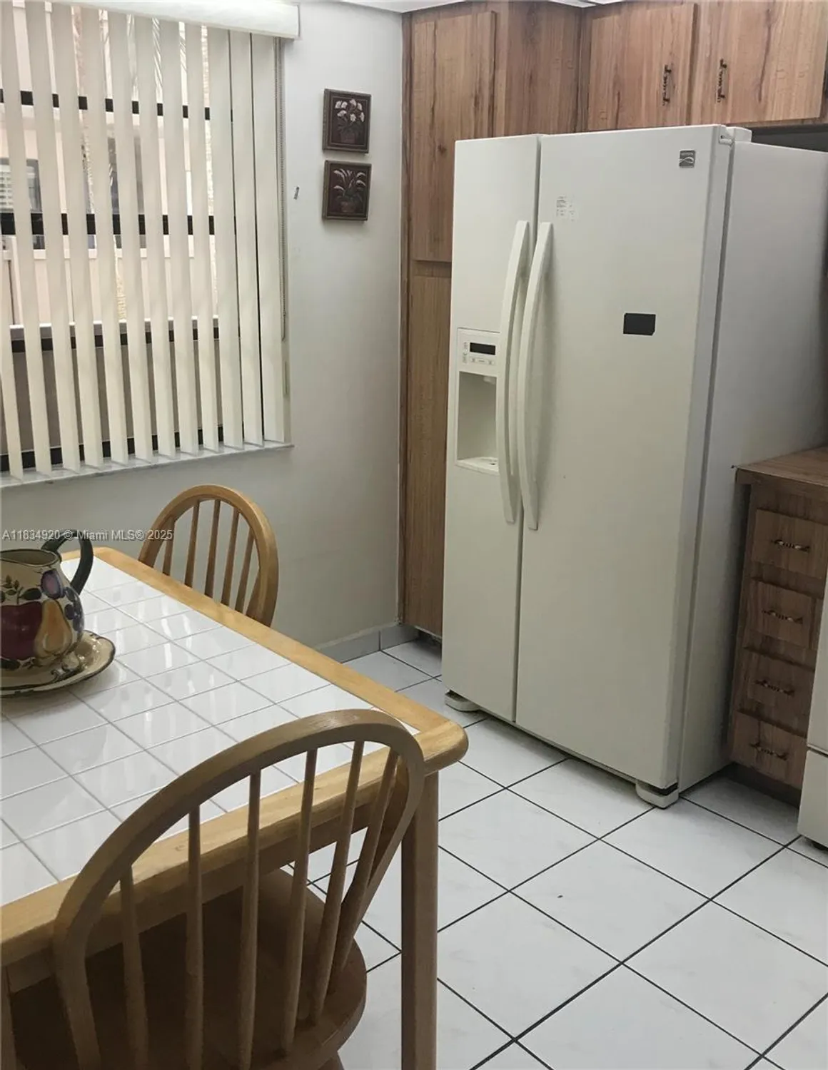 Property Slideshow image 12 of 36 | 1101 colony point cir 206, Pembroke Pines, FL, 33026