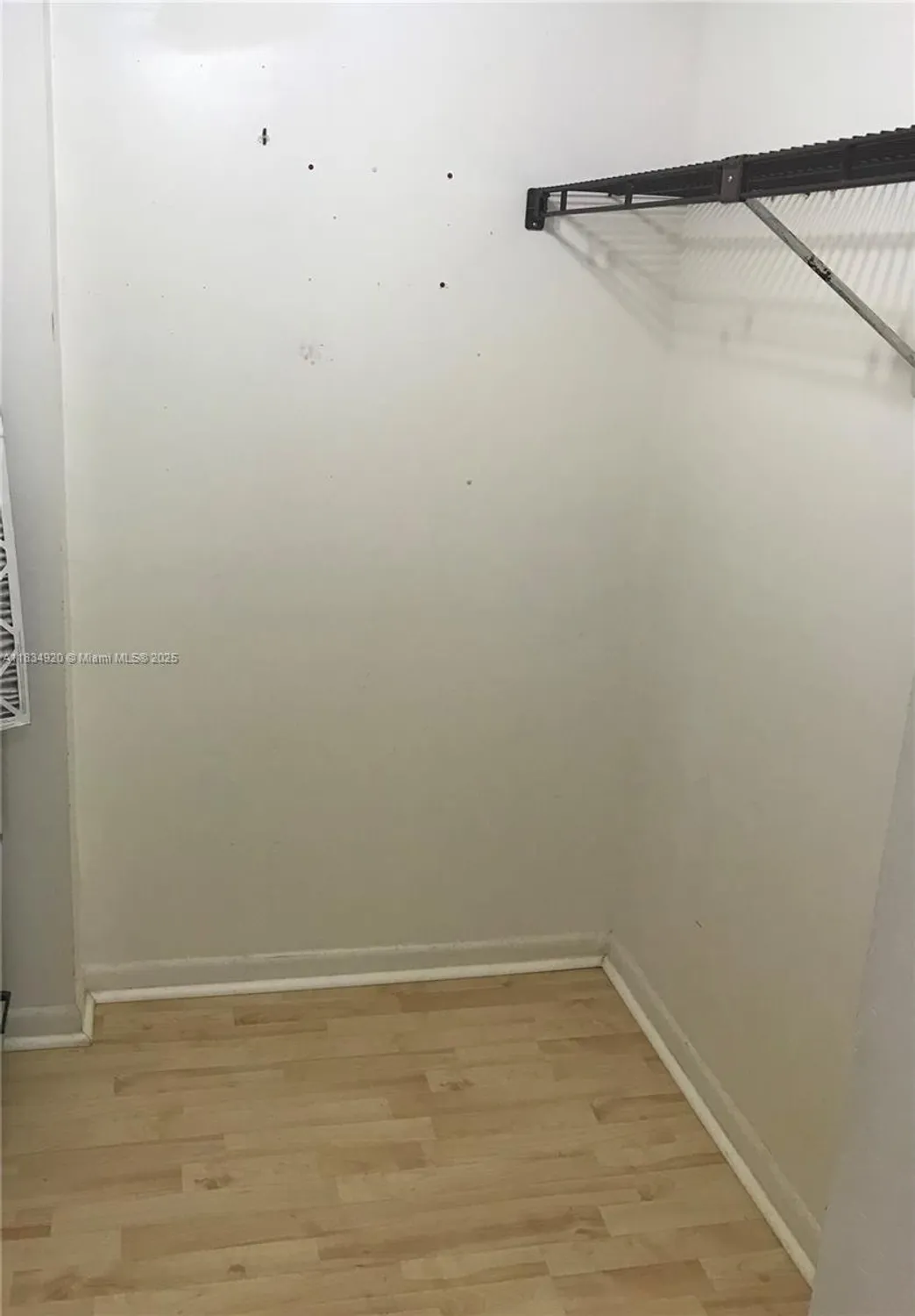 Property Slideshow image 24 of 36 | 1101 colony point cir 206, Pembroke Pines, FL, 33026