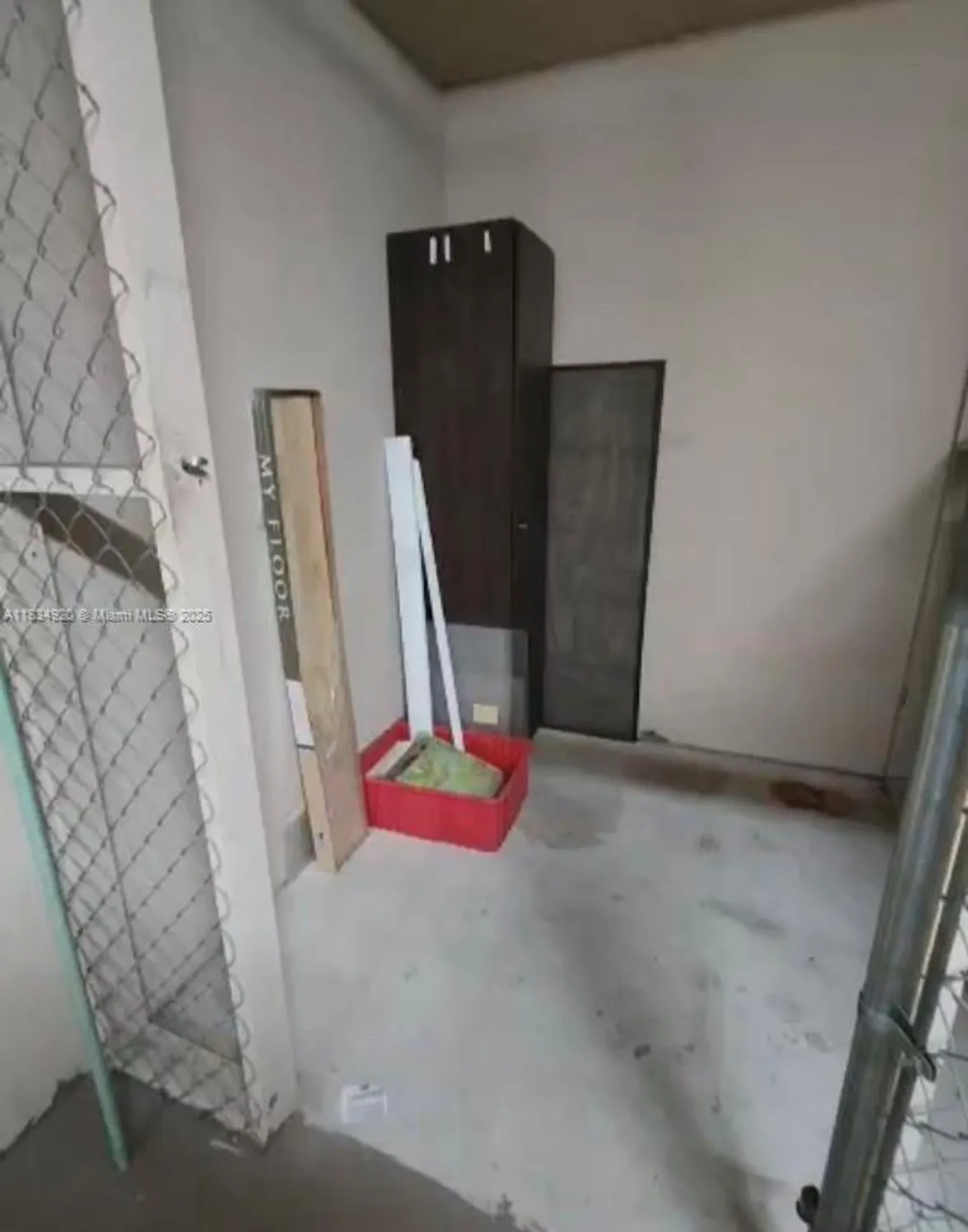 Property Slideshow image 29 of 36 | 1101 colony point cir 206, Pembroke Pines, FL, 33026