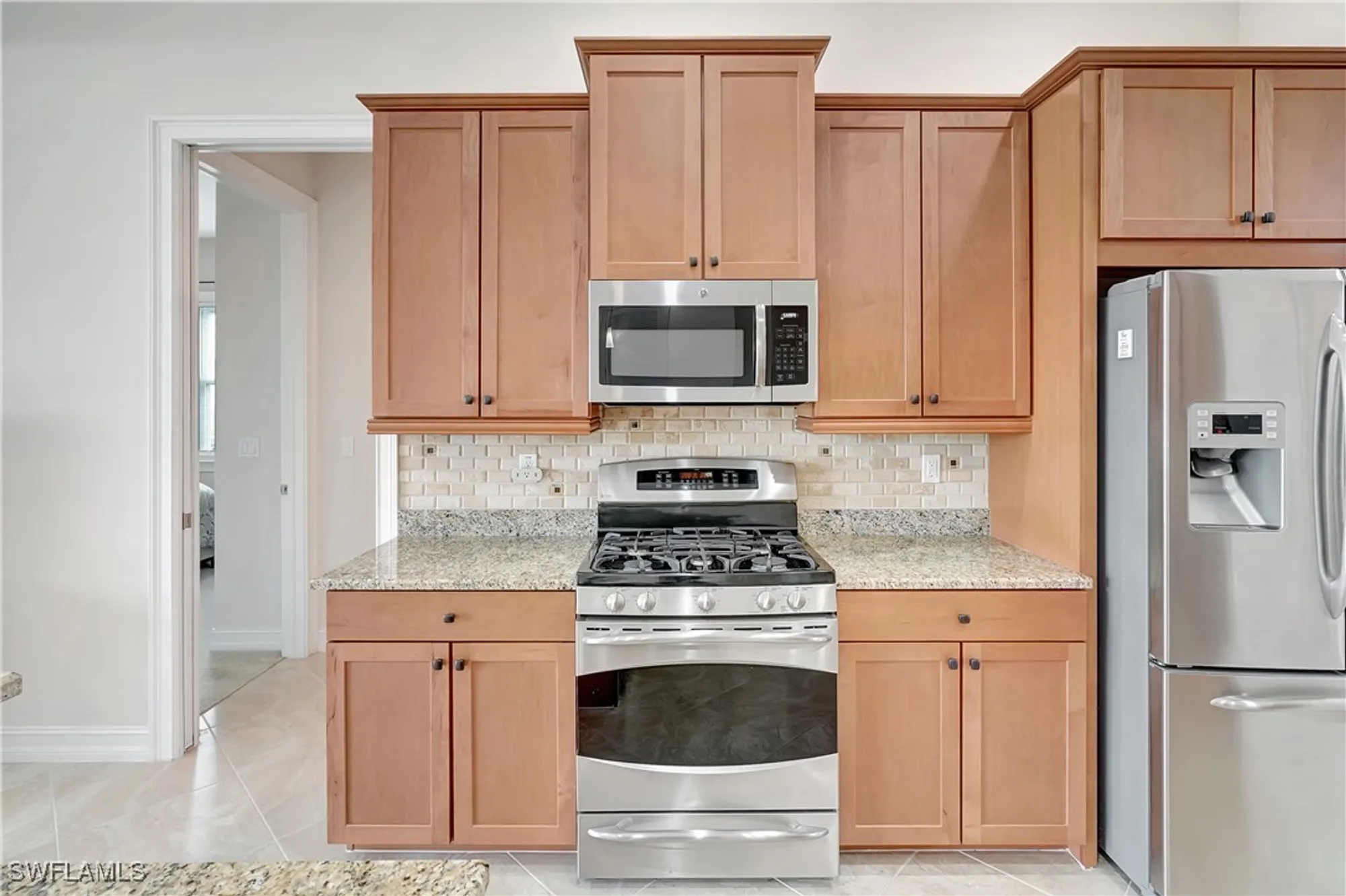 Property Slideshow image 16 of 50 | 3850 otter bend cir, Fort Myers, FL, 33905