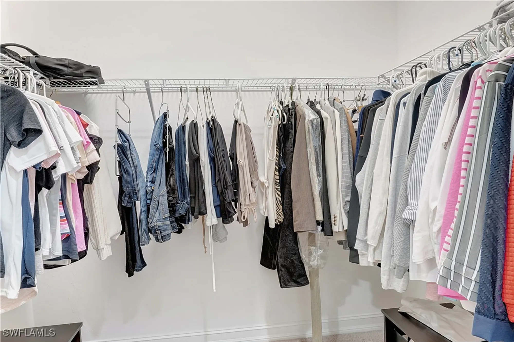 Property Slideshow image 30 of 50 | 3850 otter bend cir, Fort Myers, FL, 33905