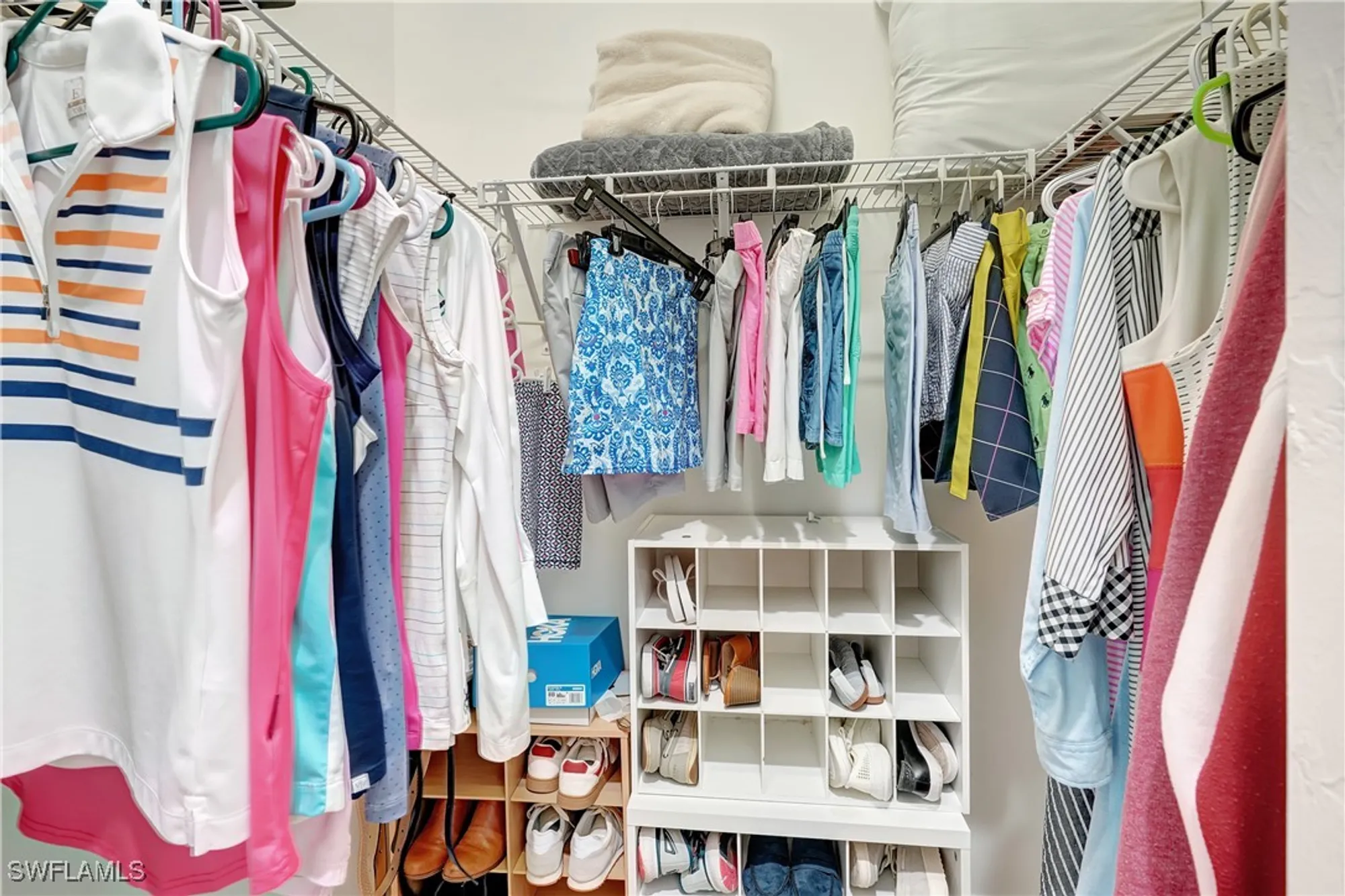 Property Slideshow image 31 of 50 | 3850 otter bend cir, Fort Myers, FL, 33905