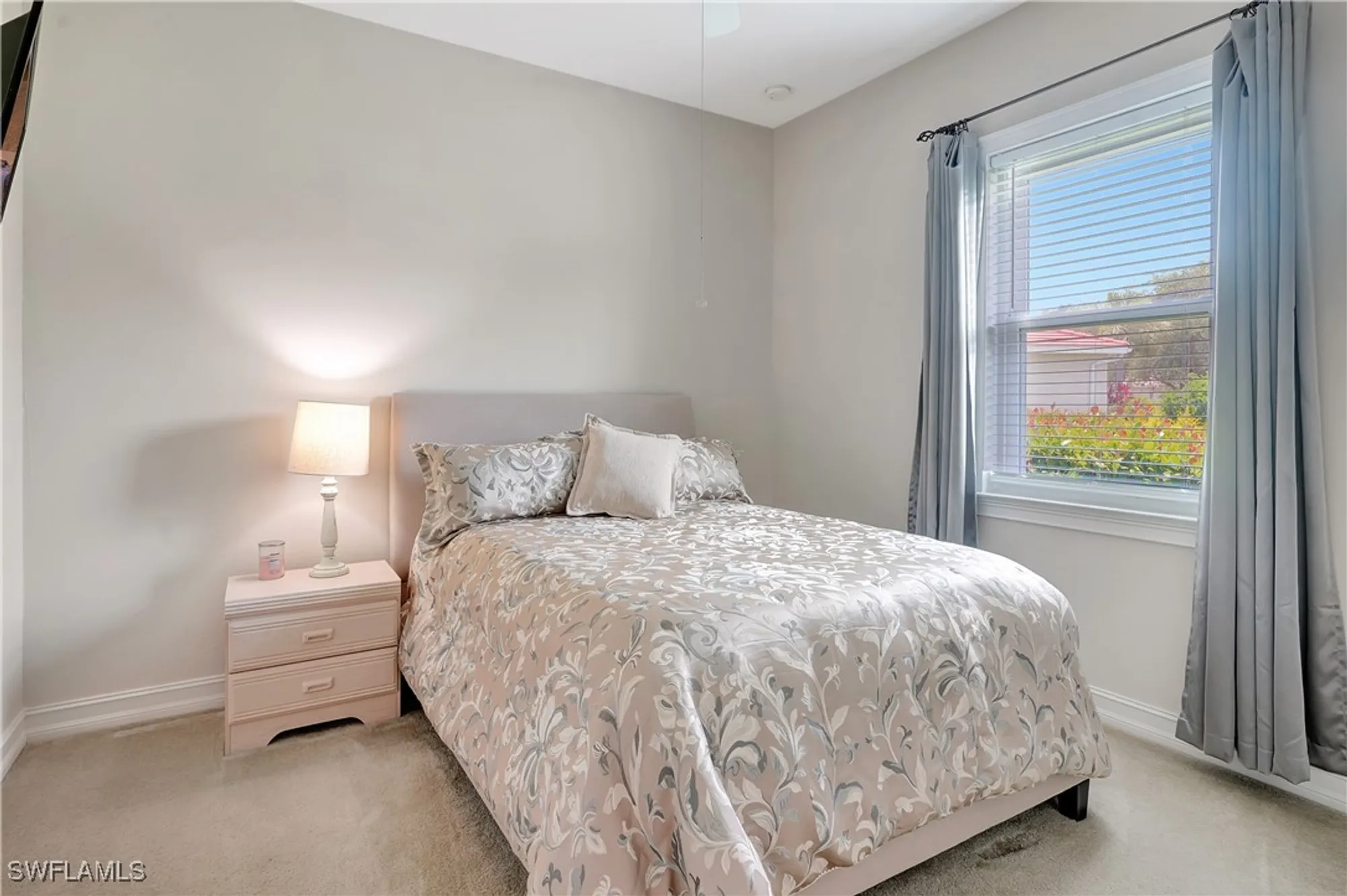 Property Slideshow image 32 of 50 | 3850 otter bend cir, Fort Myers, FL, 33905