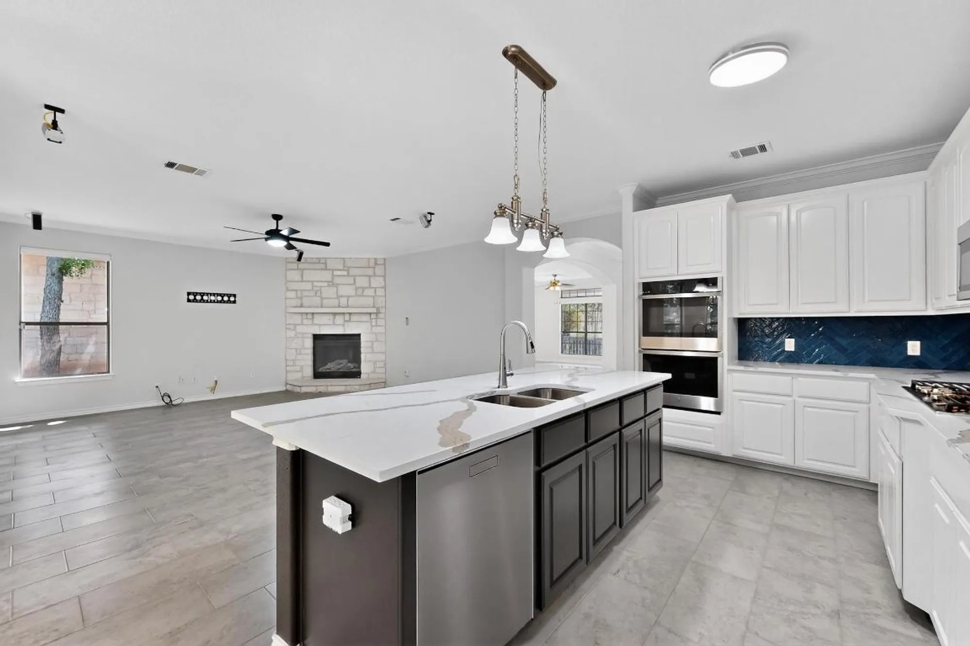 Property Slideshow image 16 of 40 | 714 enchanted rock trl, Georgetown, TX, 78633