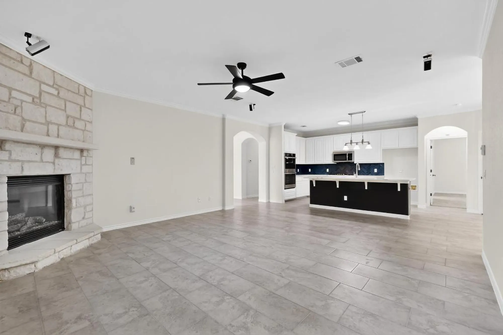 Property Slideshow image 17 of 40 | 714 enchanted rock trl, Georgetown, TX, 78633