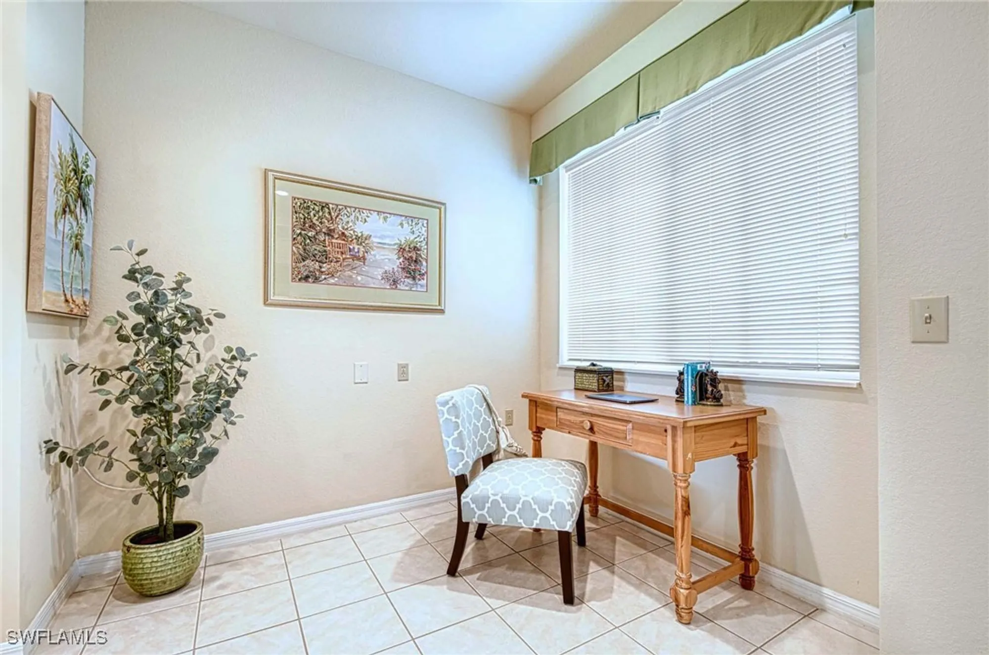 Property Slideshow image 5 of 17 | 7905 mahogany run ln 1324, Naples, FL, 34113