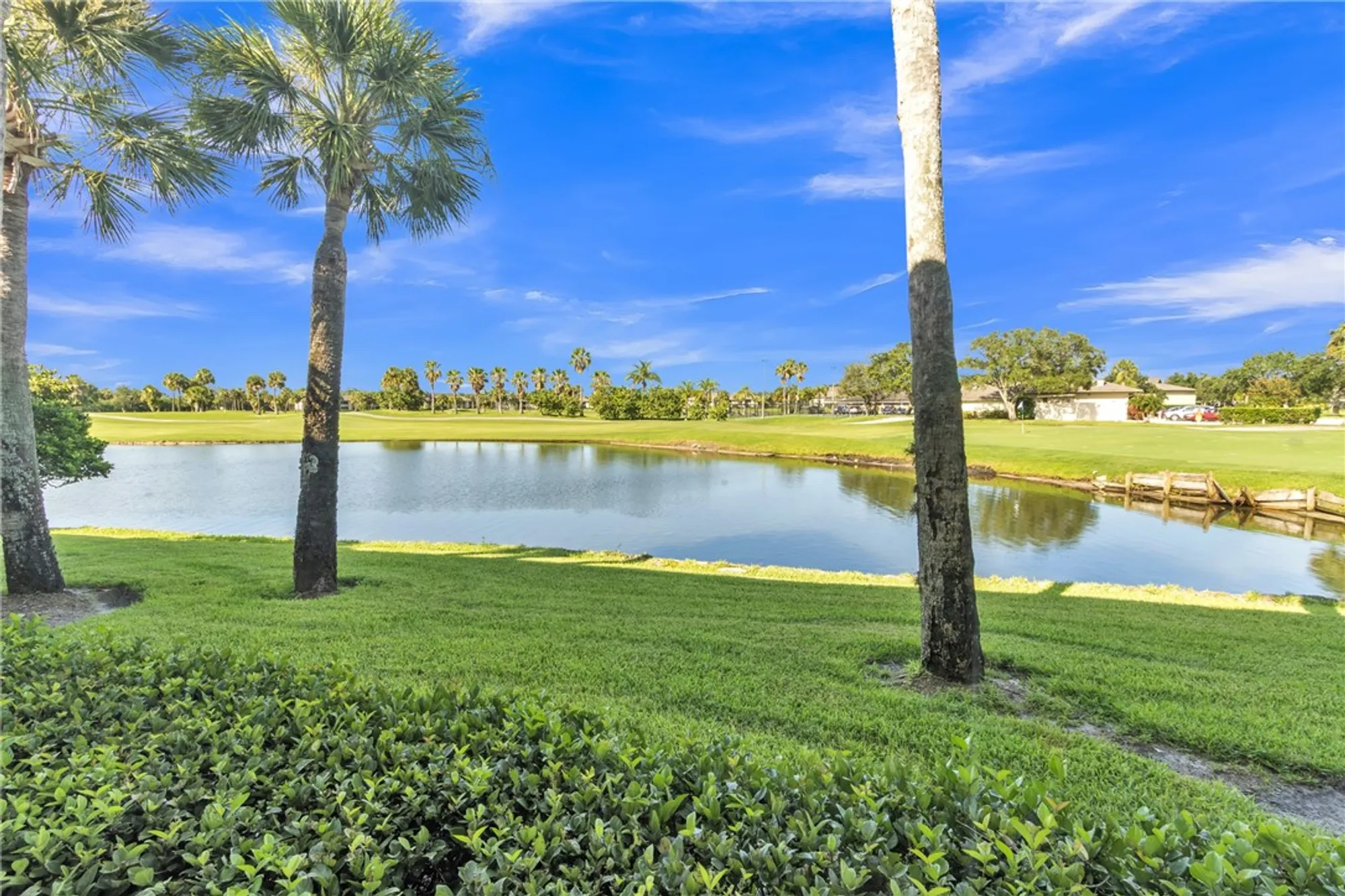Property Slideshow image 14 of 36 | 3 plantation dr apt 103, Vero Beach, FL, 32966