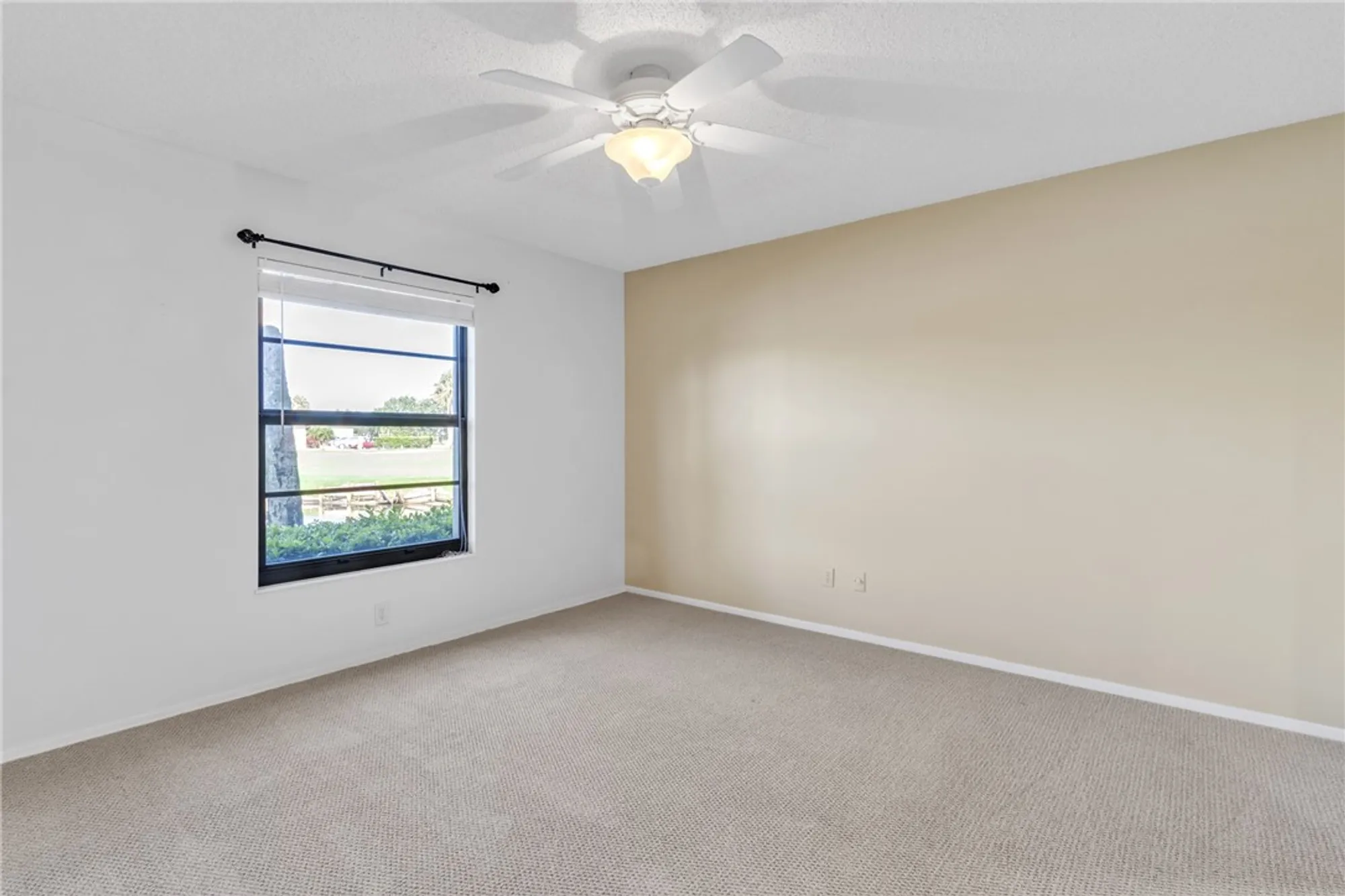 Property Slideshow image 13 of 36 | 3 plantation dr apt 103, Vero Beach, FL, 32966