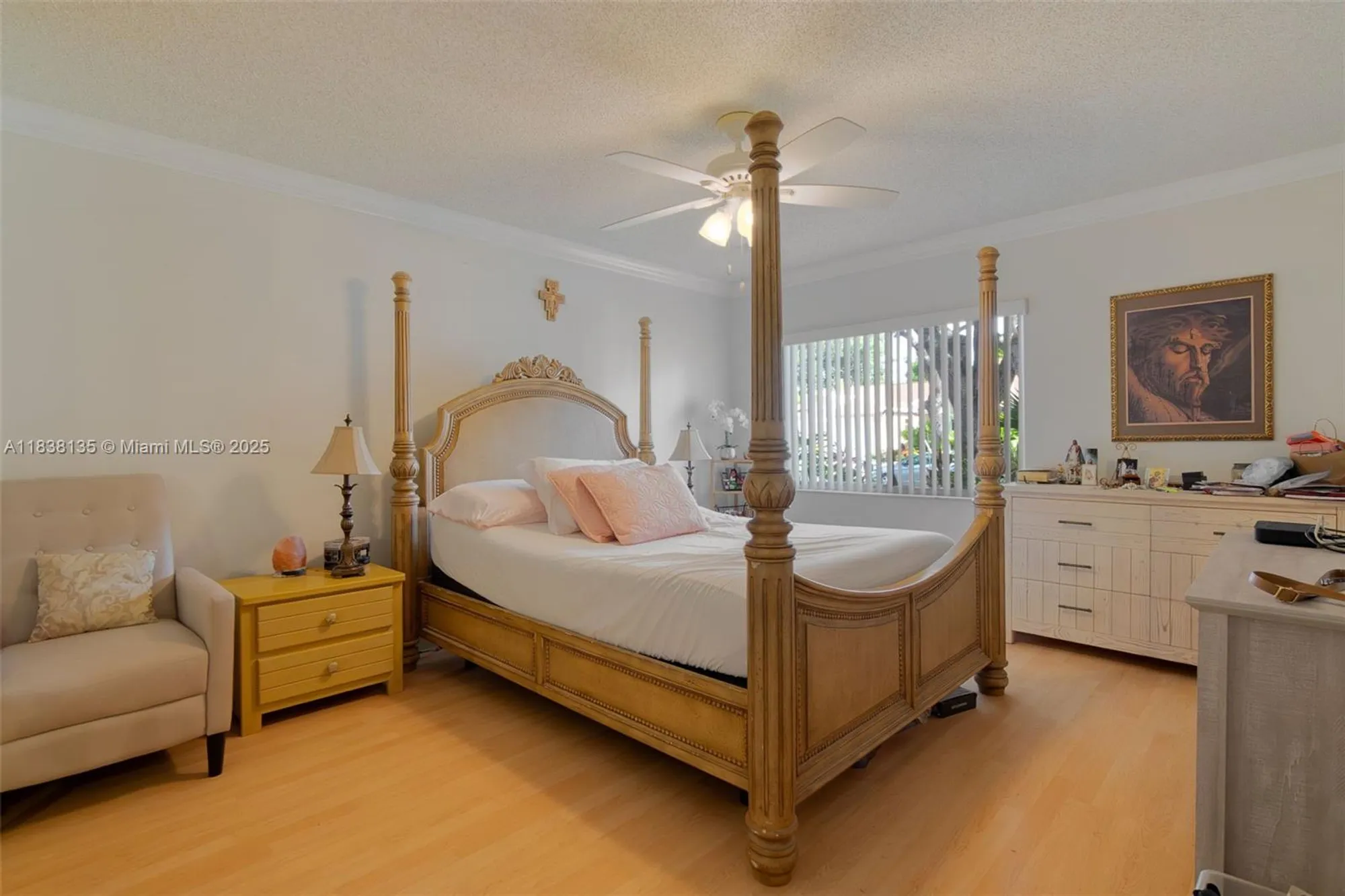 Property Slideshow image 16 of 24 | 8318 springtree rd, Boca Raton, FL, 33496