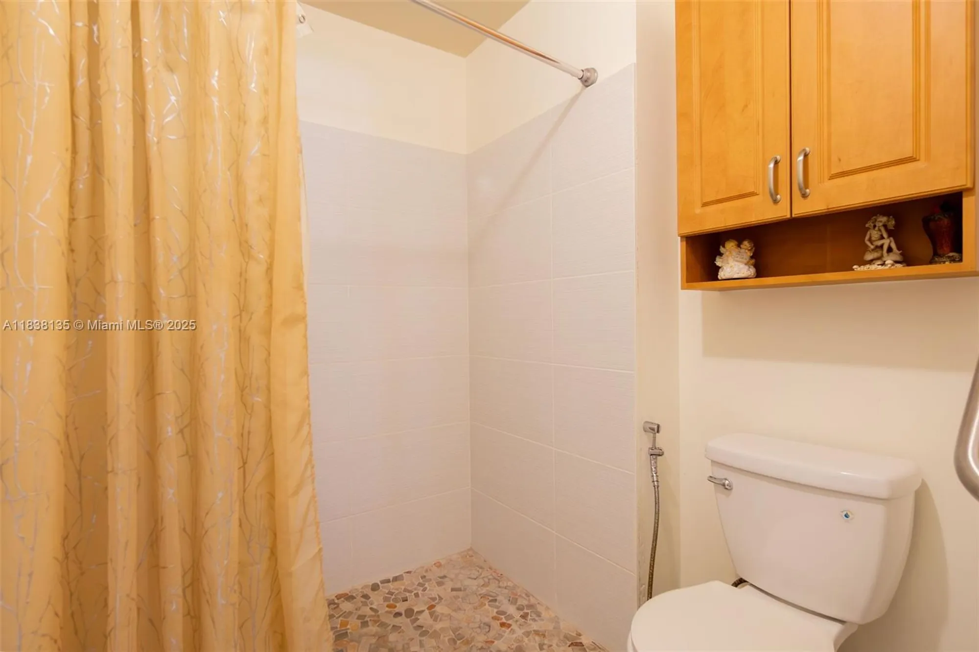 Property Slideshow image 20 of 24 | 8318 springtree rd, Boca Raton, FL, 33496