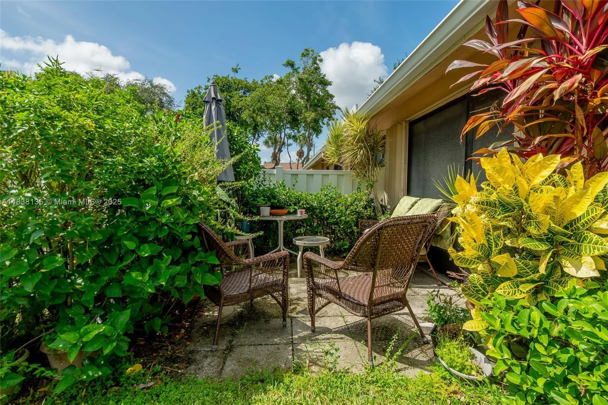 Property Slideshow image 23 of 24 | 8318 springtree rd, Boca Raton, FL, 33496