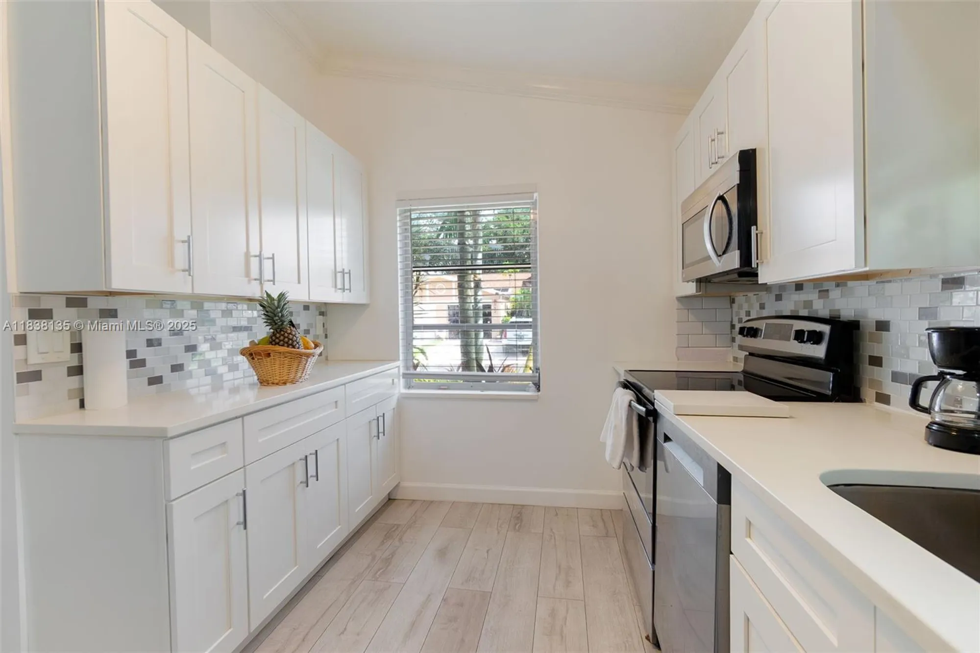 Property Slideshow image 7 of 24 | 8318 springtree rd, Boca Raton, FL, 33496