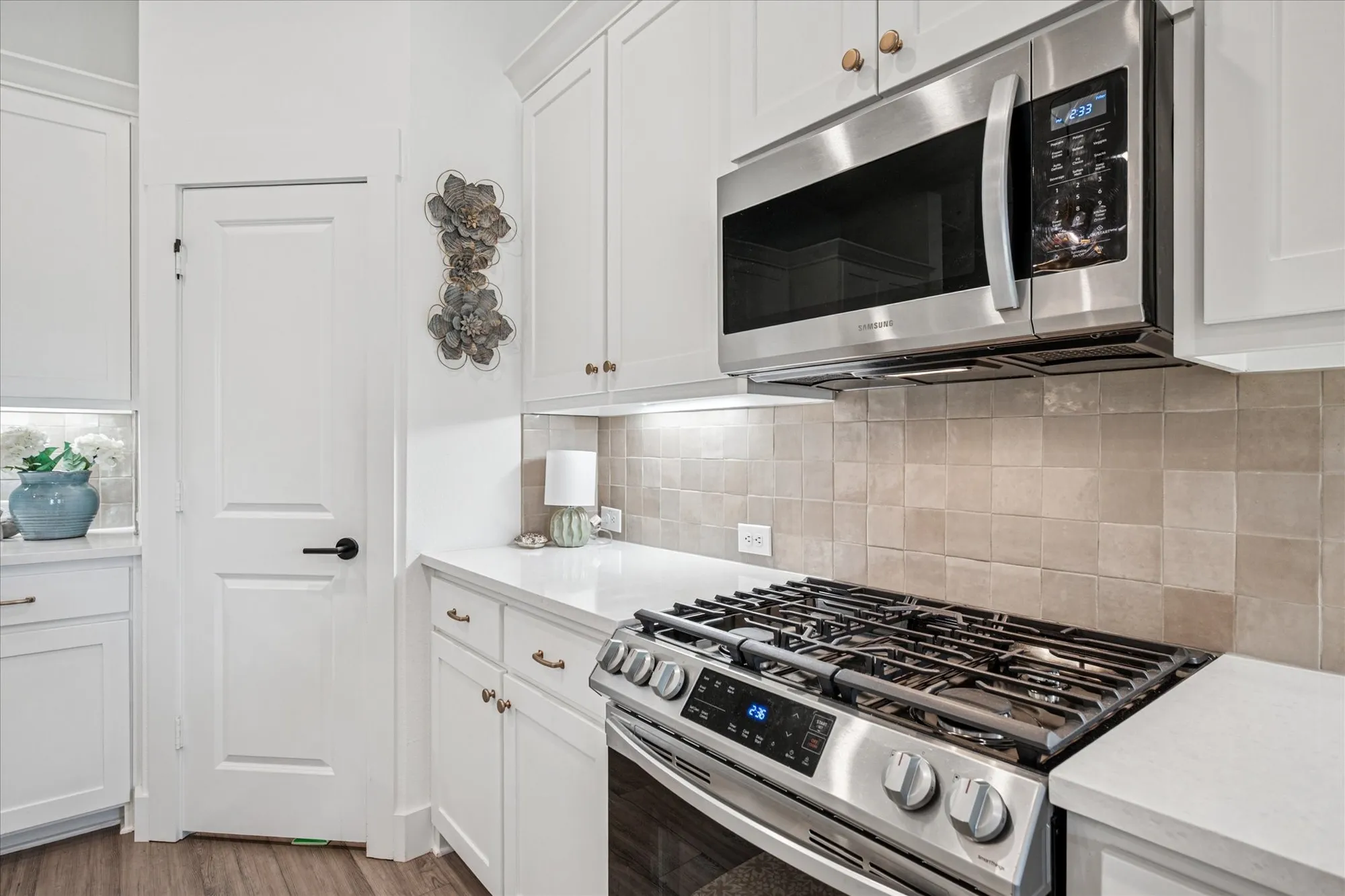 Property Slideshow image 18 of 23 | 613 cloverleaf dr, Wylie, TX, 75098