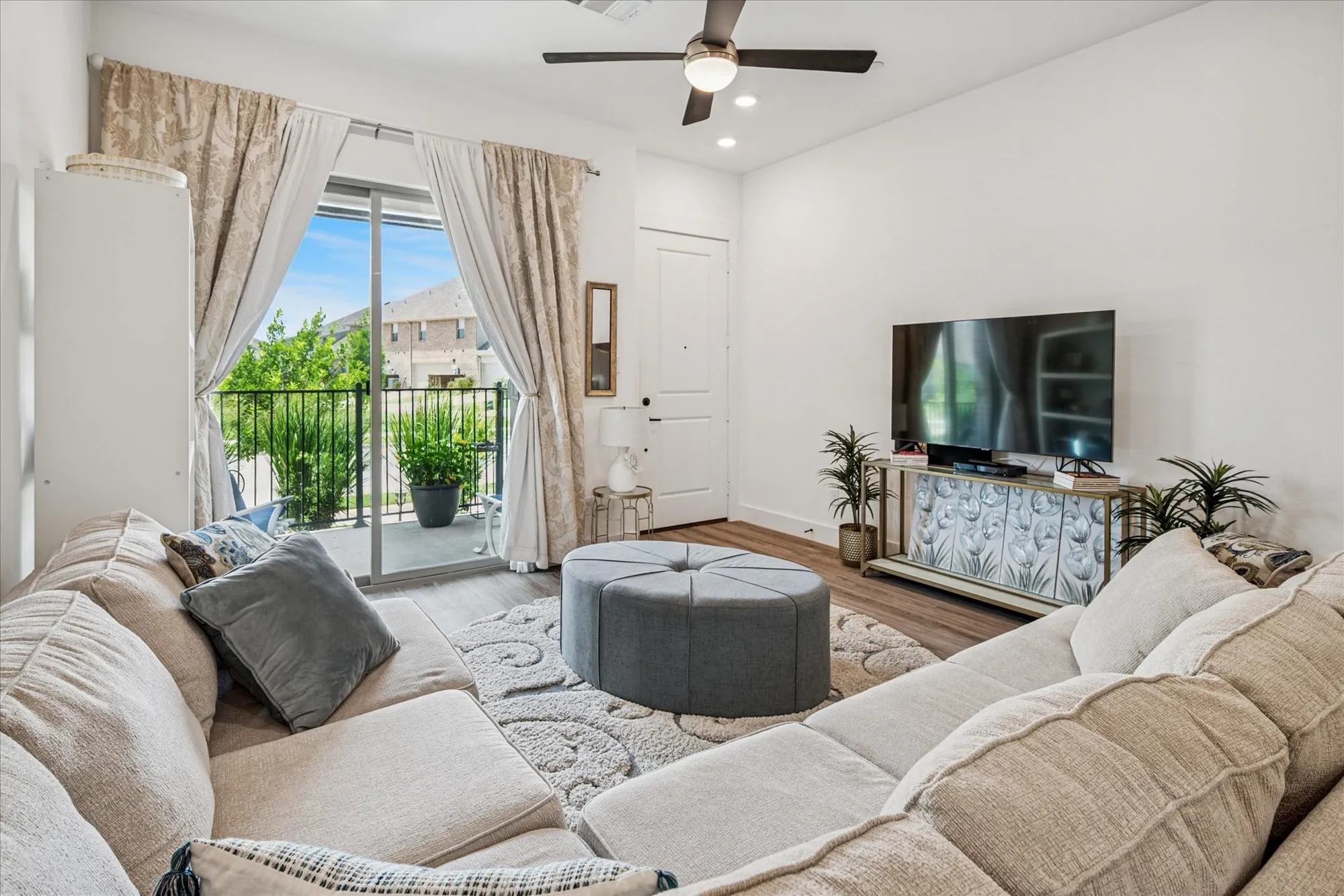 Property Slideshow image 4 of 23 | 613 cloverleaf dr, Wylie, TX, 75098