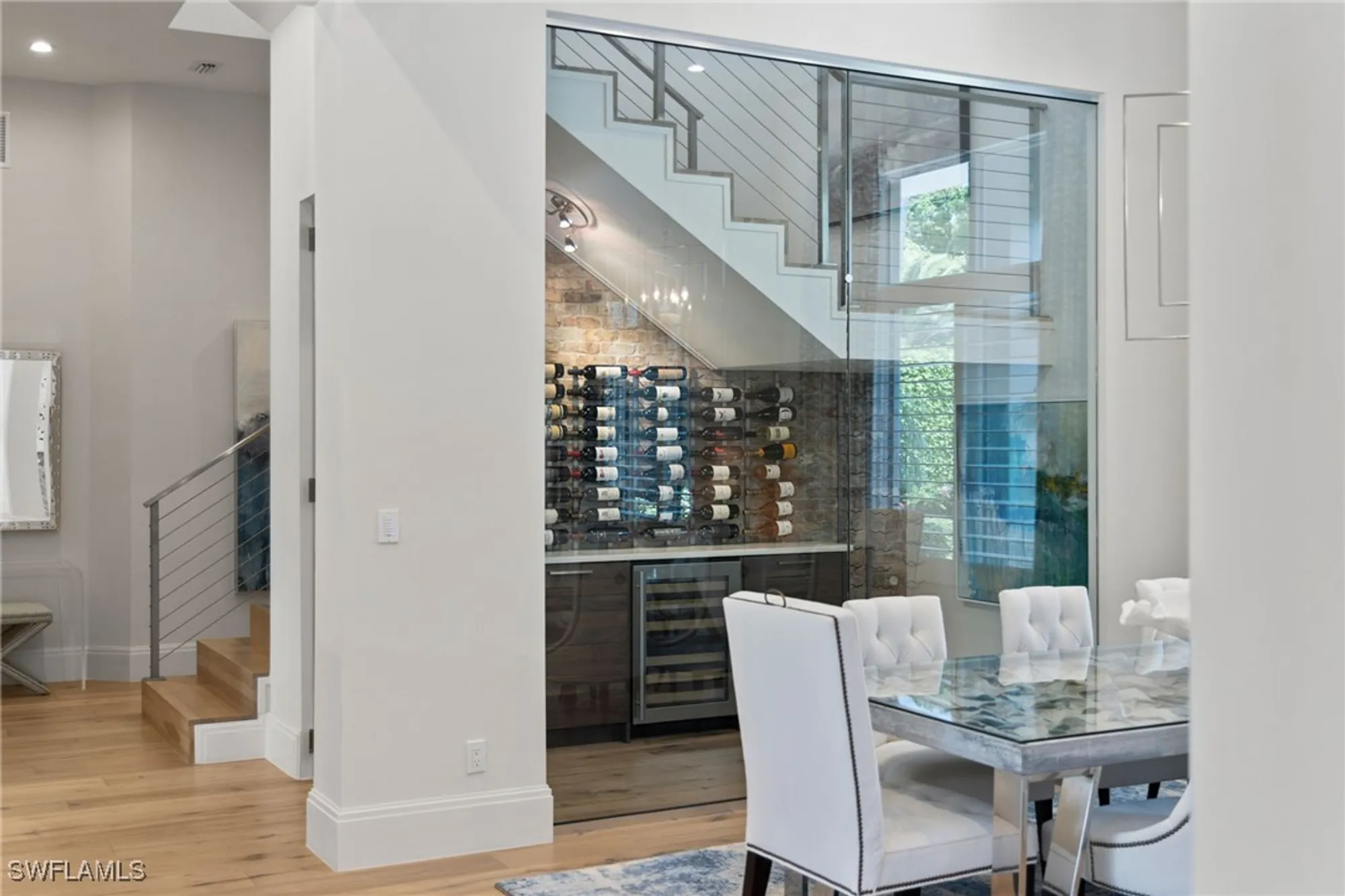 Property Slideshow image 11 of 39 | 745 riviera dr, Naples, FL, 34103