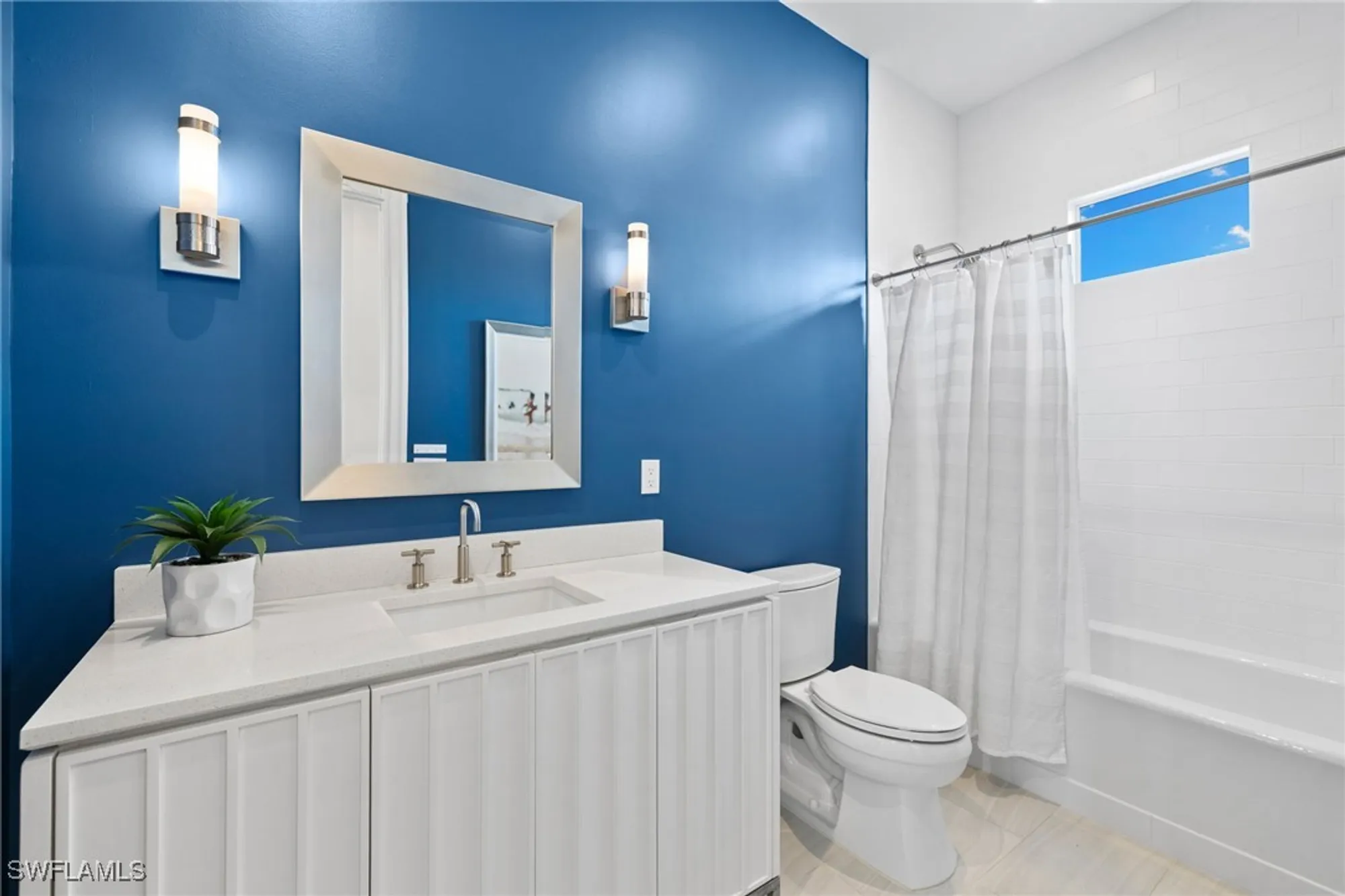 Property Slideshow image 30 of 39 | 745 riviera dr, Naples, FL, 34103